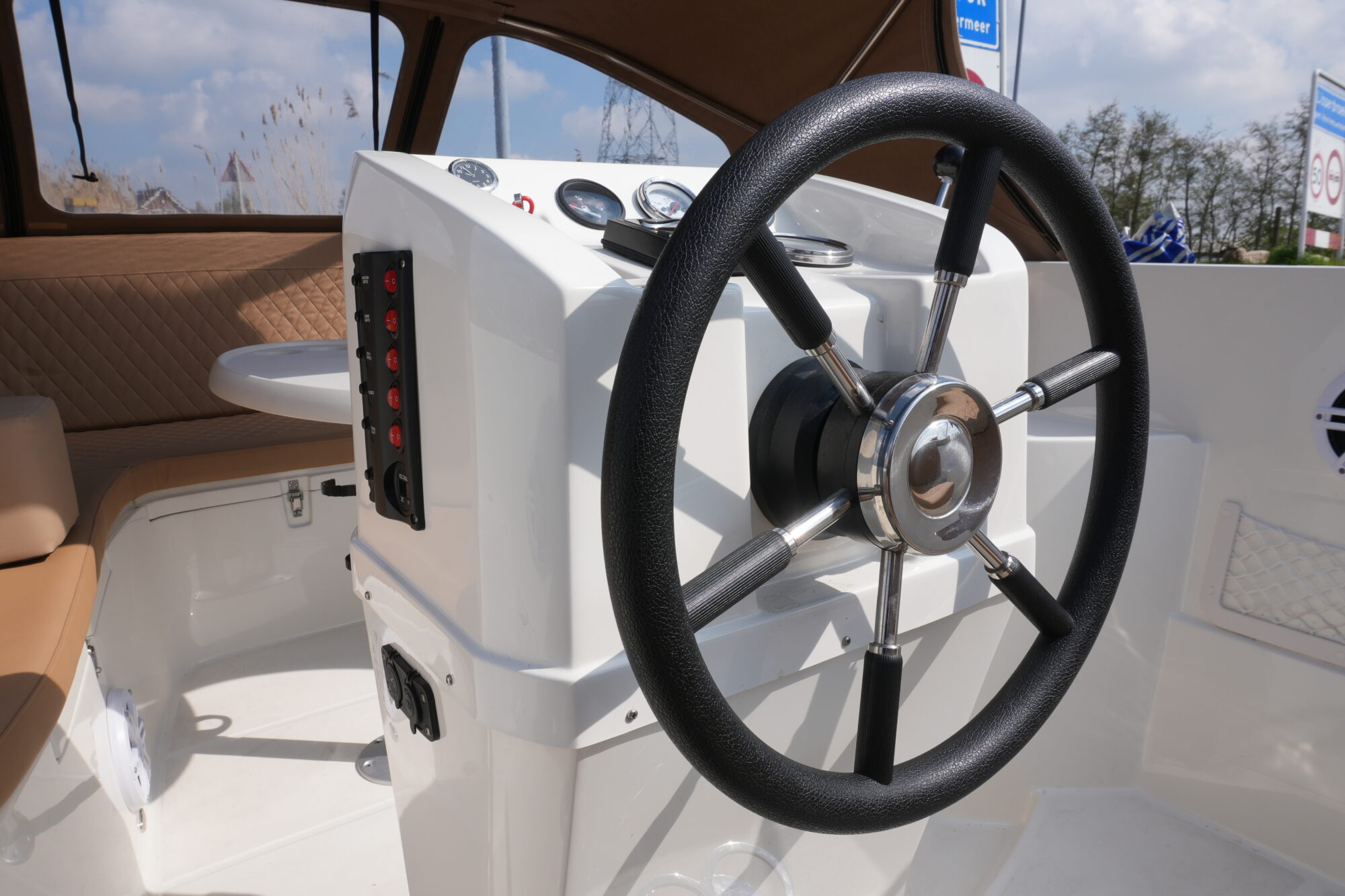 Oud Huijzer 616 Tender