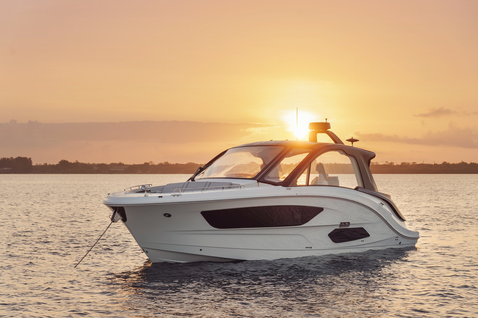 Sea Ray Sundancer 370