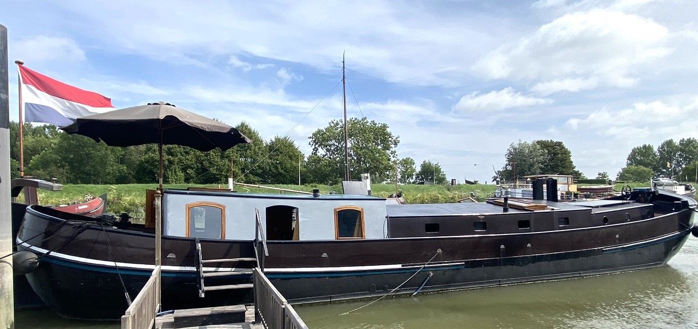 Klipperaak 16.93 M. Met Ligplaats