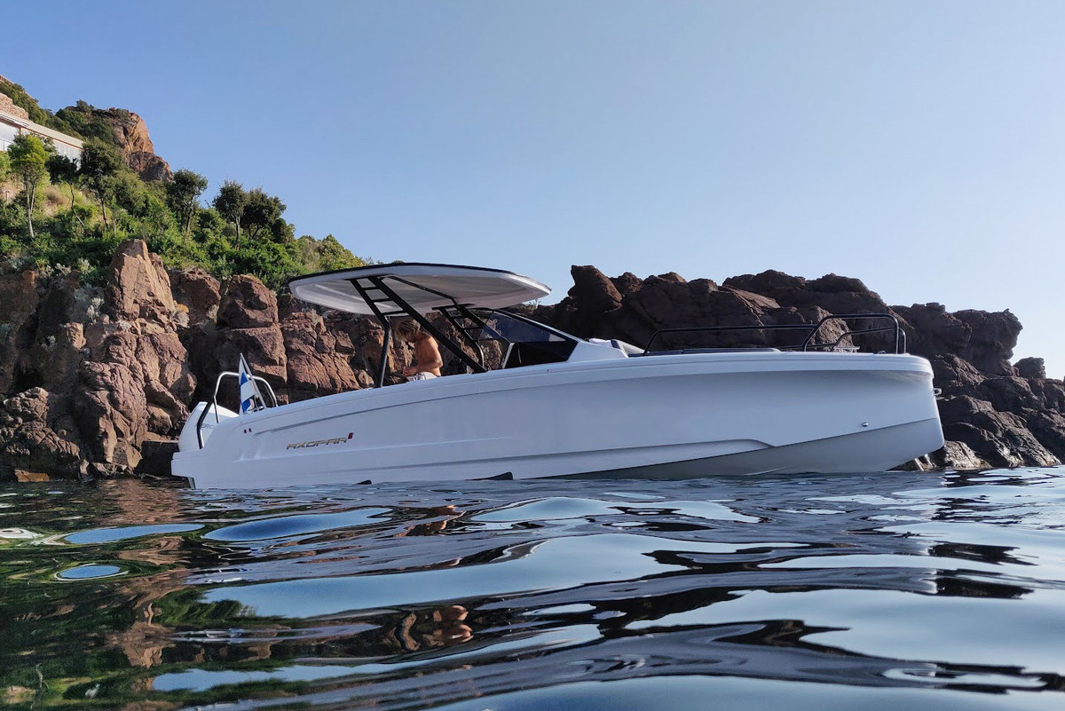 Axopar 25 Cross Bow & Cross Top