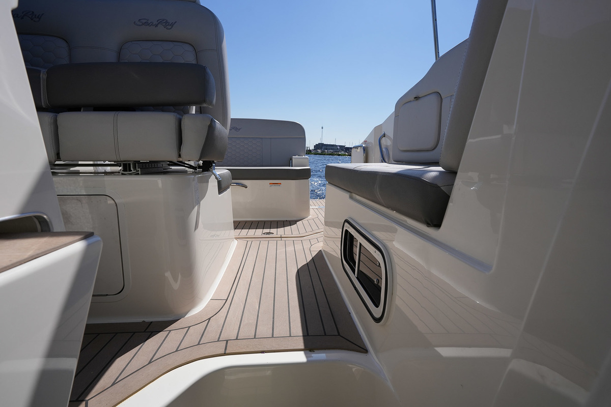 Sea Ray Sundancer 265