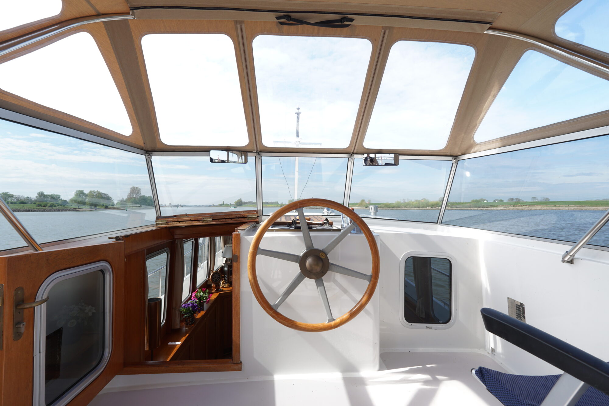 Flevo Spiegelkotter 12.50 AK Cabrio