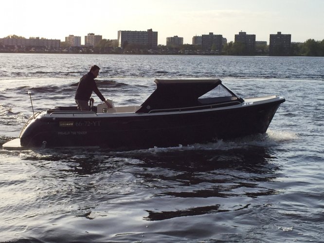 Primeur 700 Tender DE GROOTSTE SLOEPENSHOWROOM VAN NEDERLAND