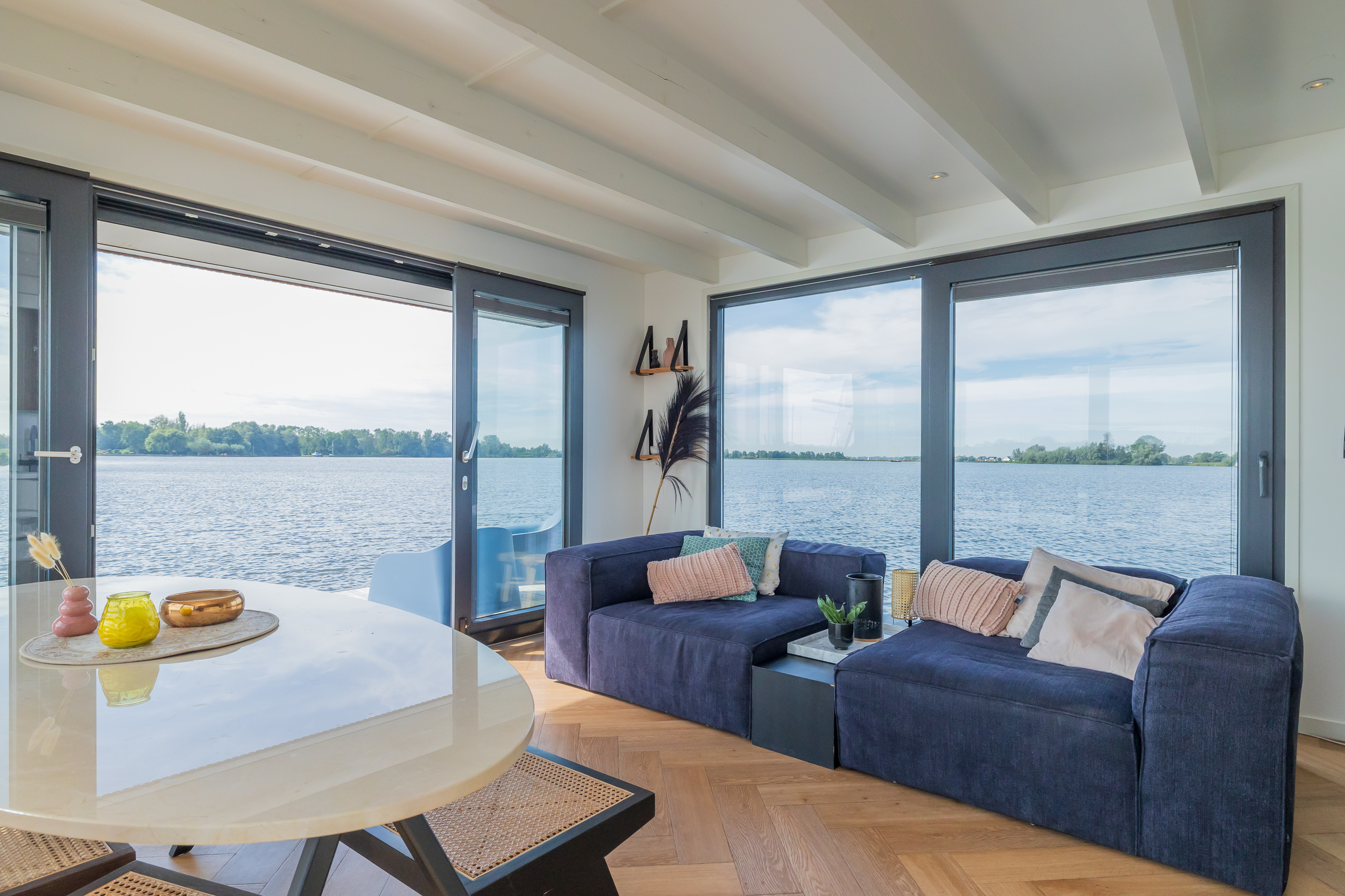 Surla (met Tender) Houseboat 15 Volledig Elektrisch With Charter