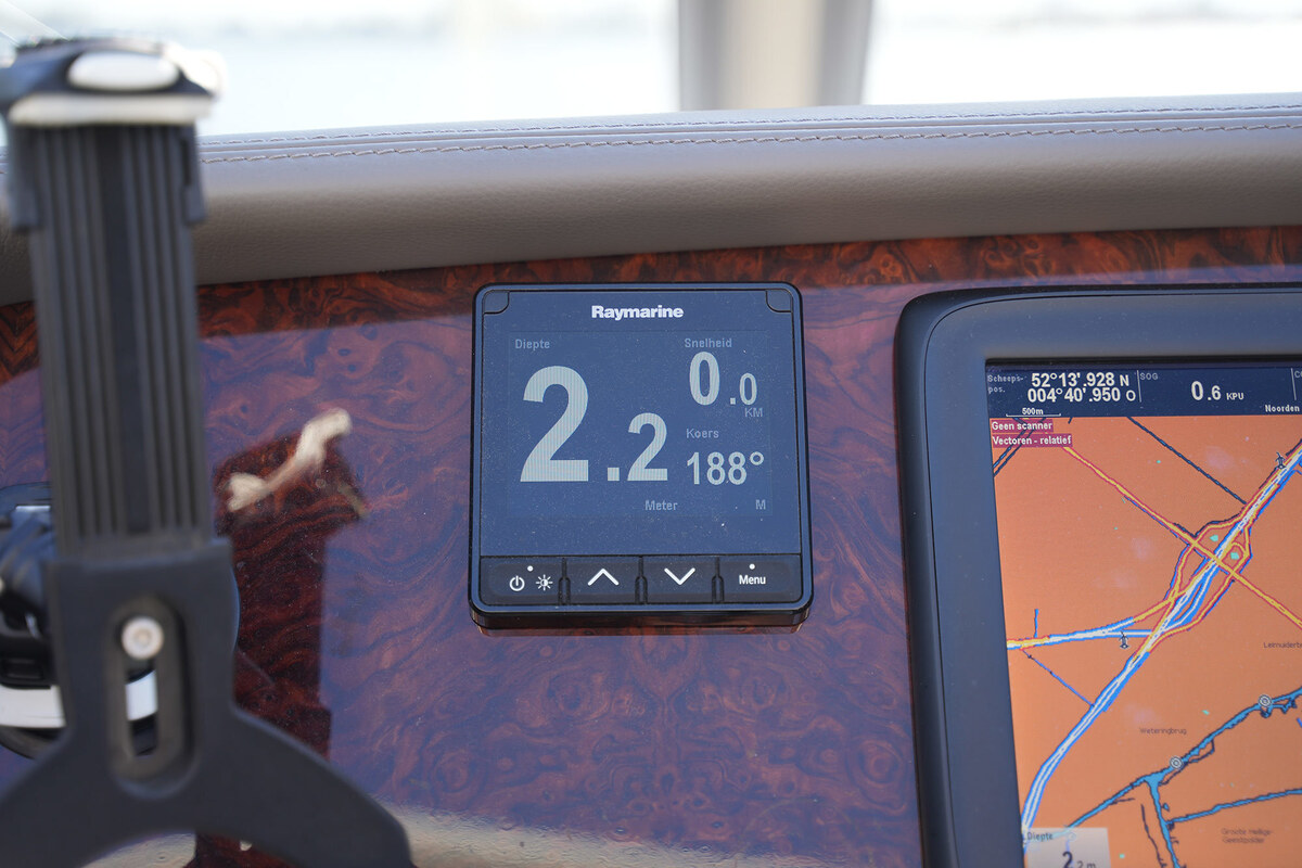 Linssen Grand Sturdy 410 AC Variotop met stabilisator