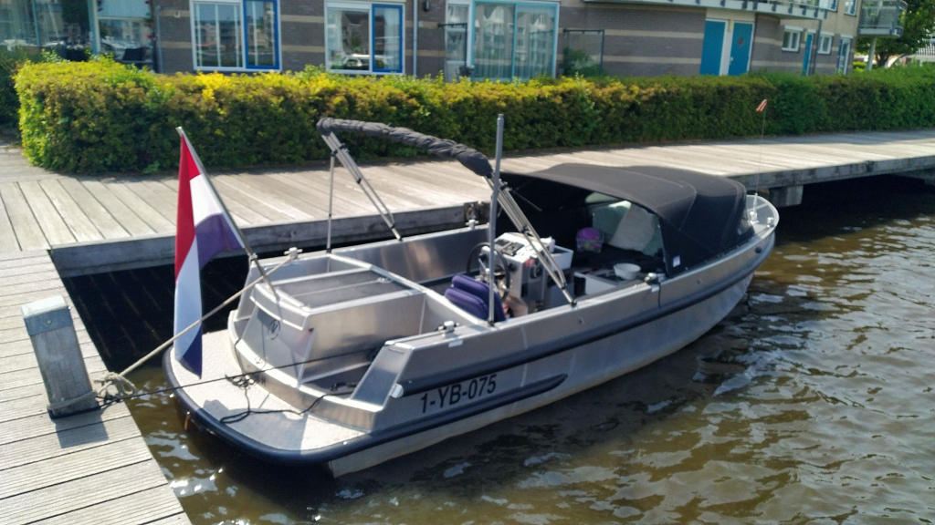 Van Vossen 660 tender