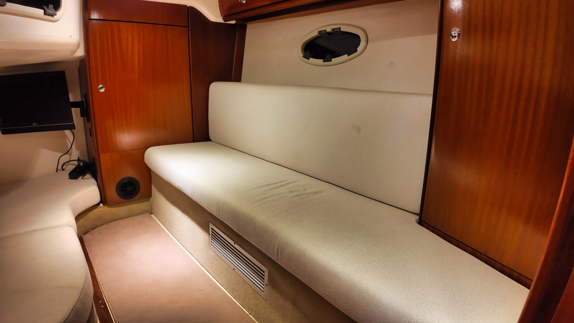 Bavaria 37 HT Hardtop