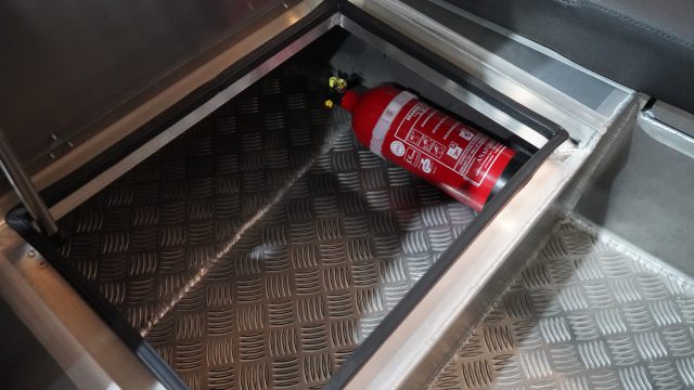 Van Vossen 600 Tender