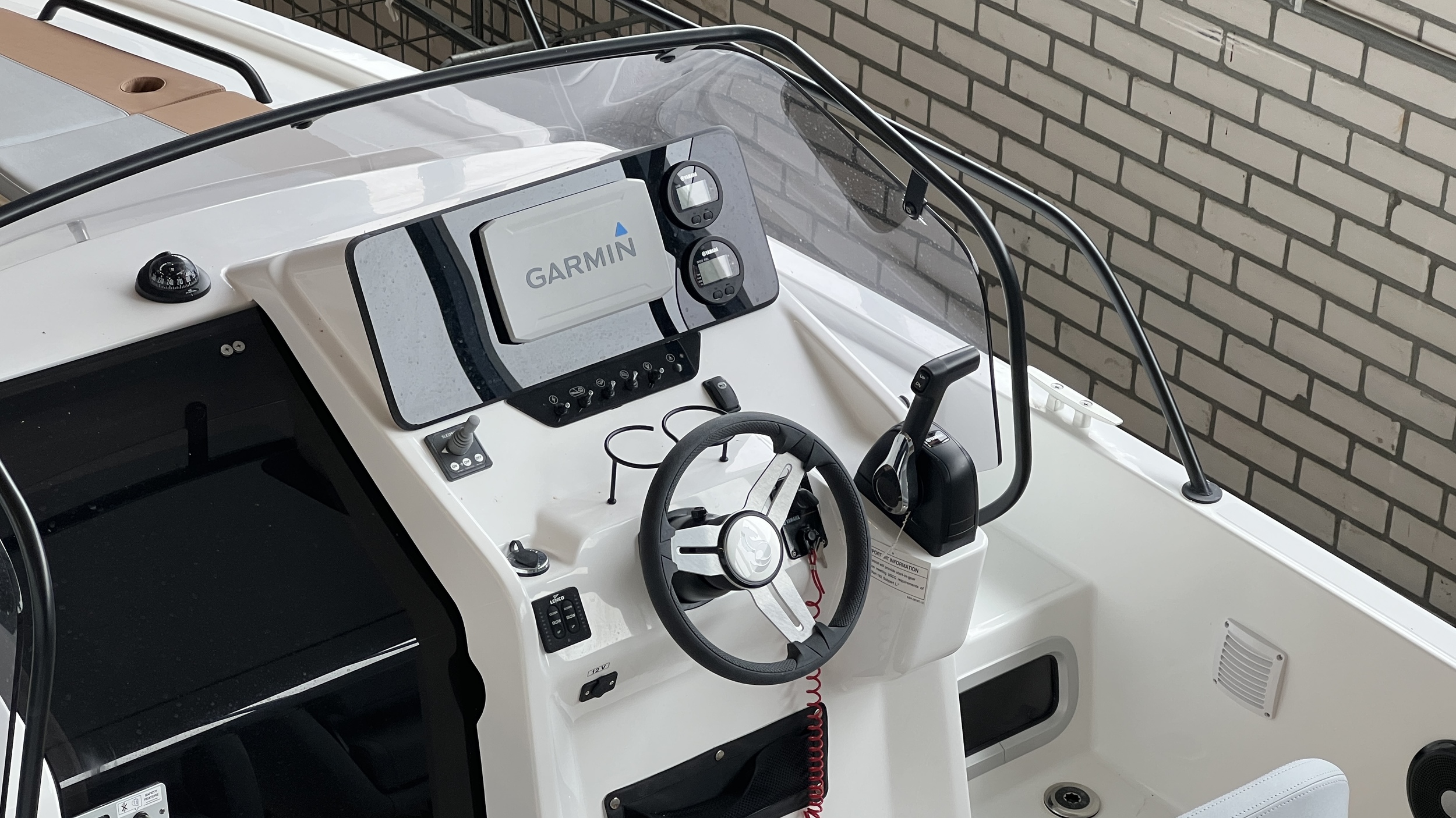 Beneteau Flyer 8 SUNdeck