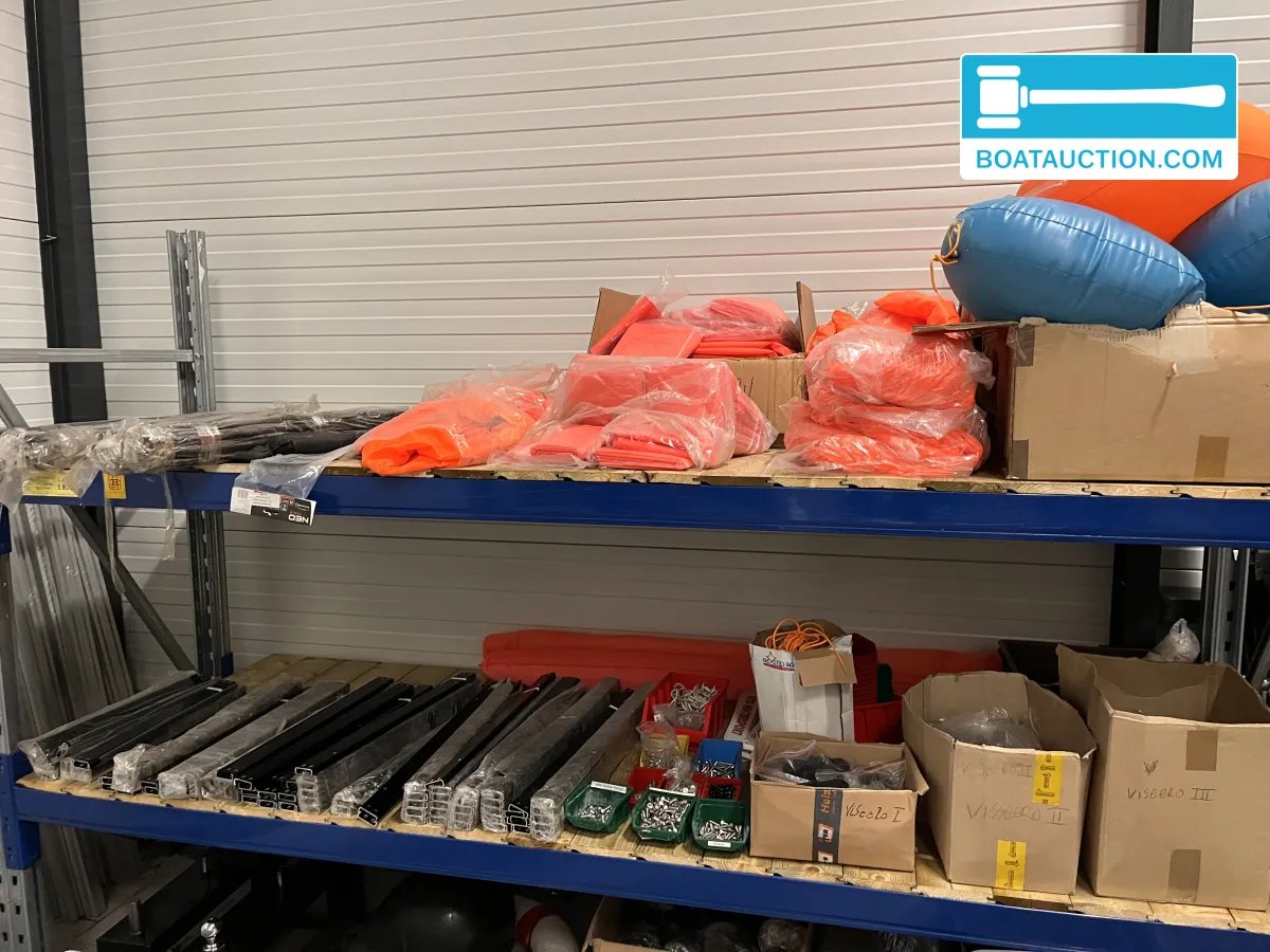 Vision Kayaks - 114 units