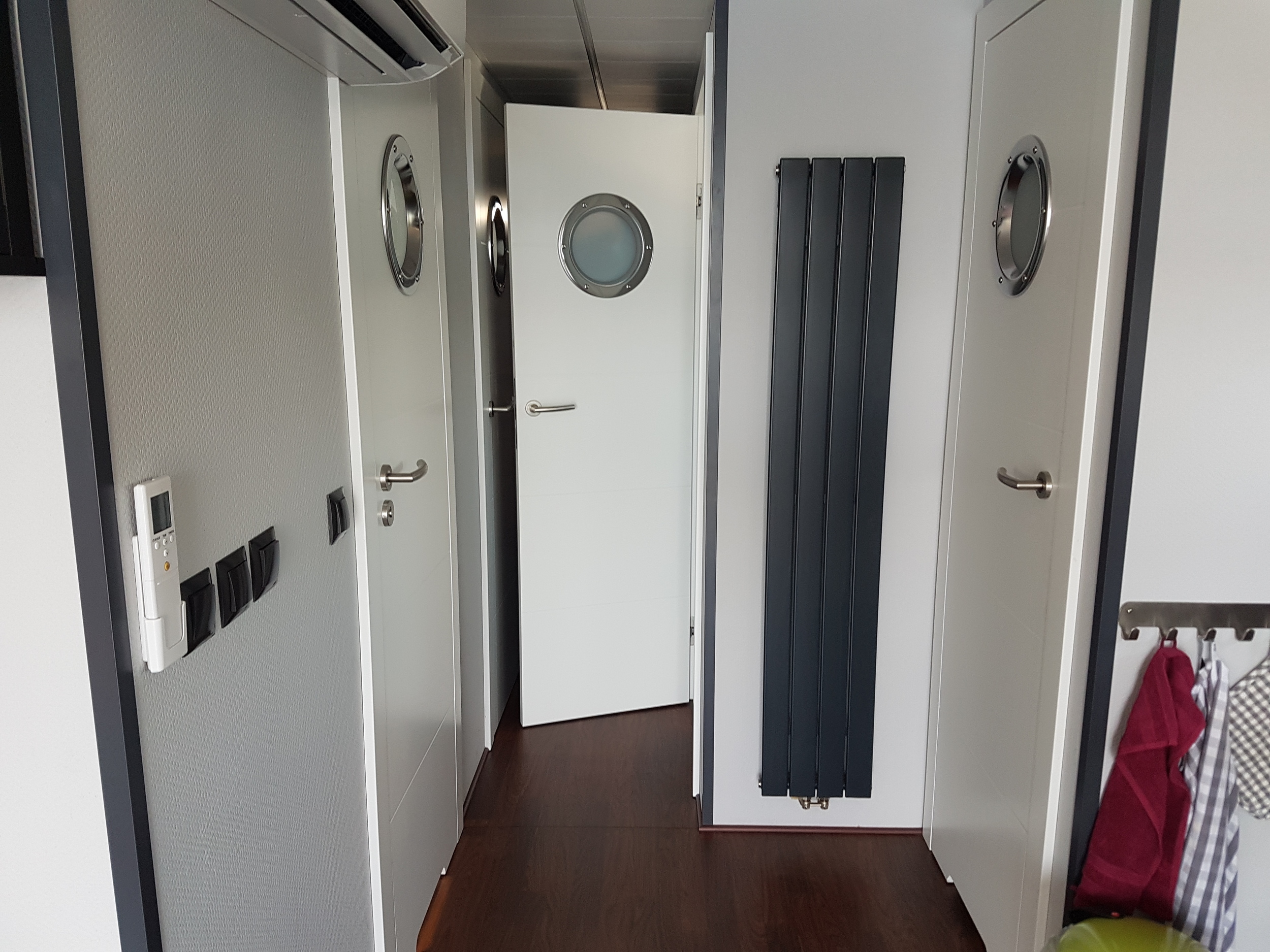 La Mare Houseboat Apartboat XL - NEW
