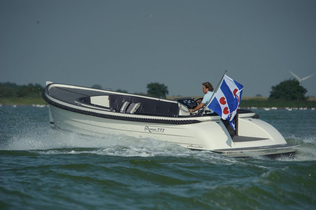 Waterspoor 777 Aviator