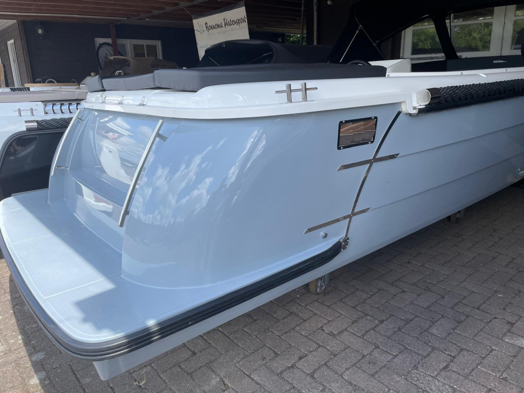 Topcraft 605 Tender nieuw 20pk