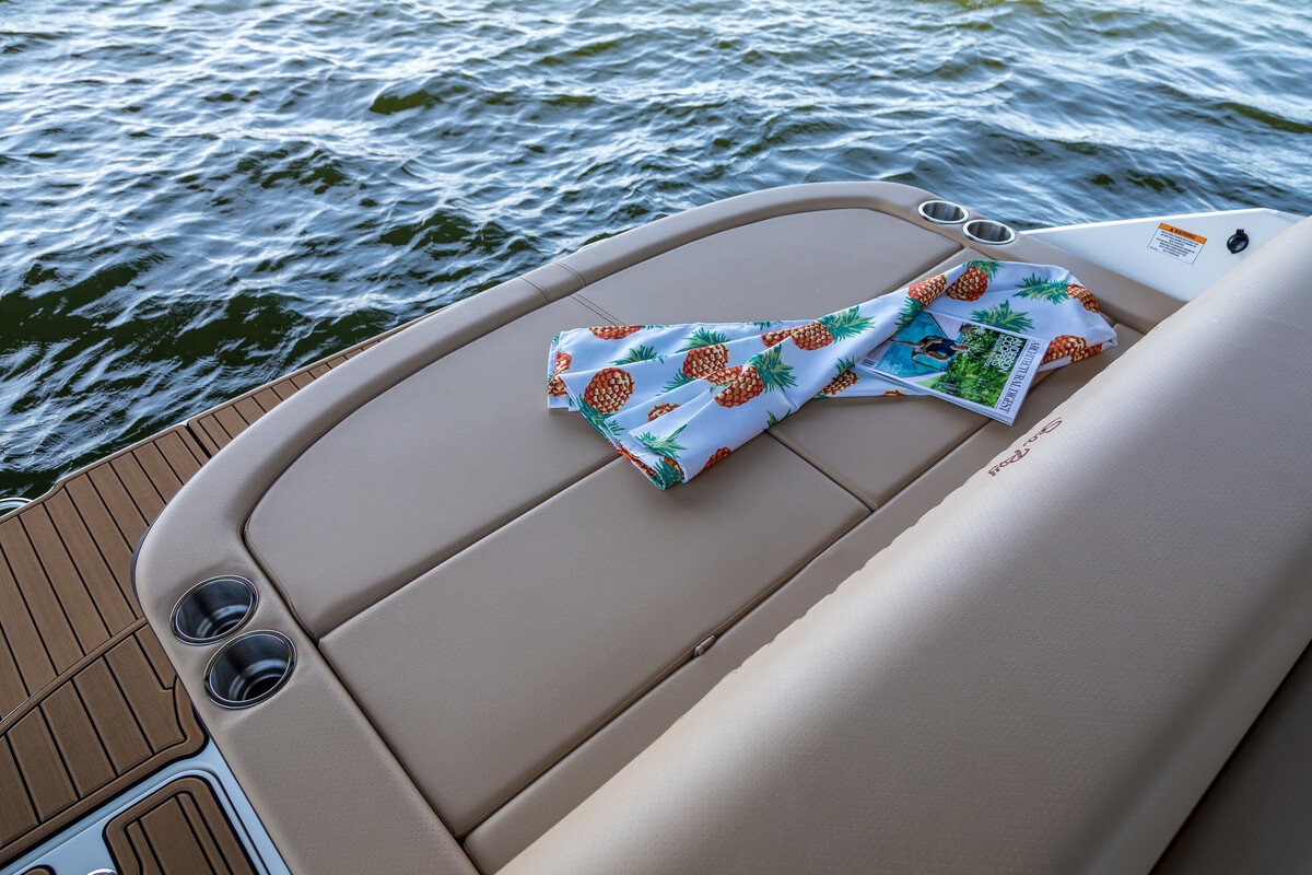 Sea Ray SLX 280