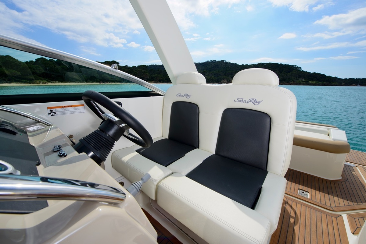 Sea Ray Sundancer 265