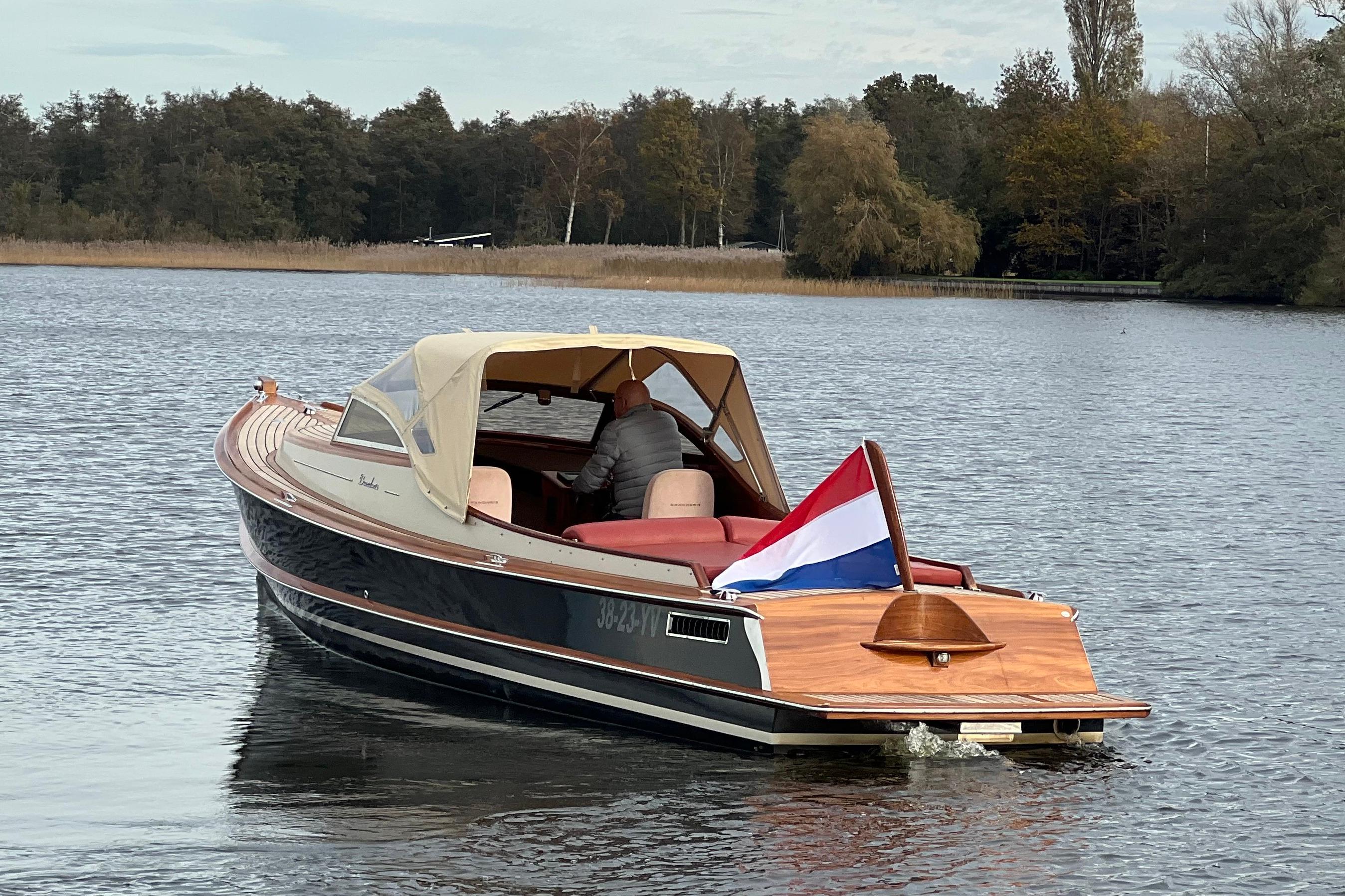 Brandaris Barkas 900 Suite