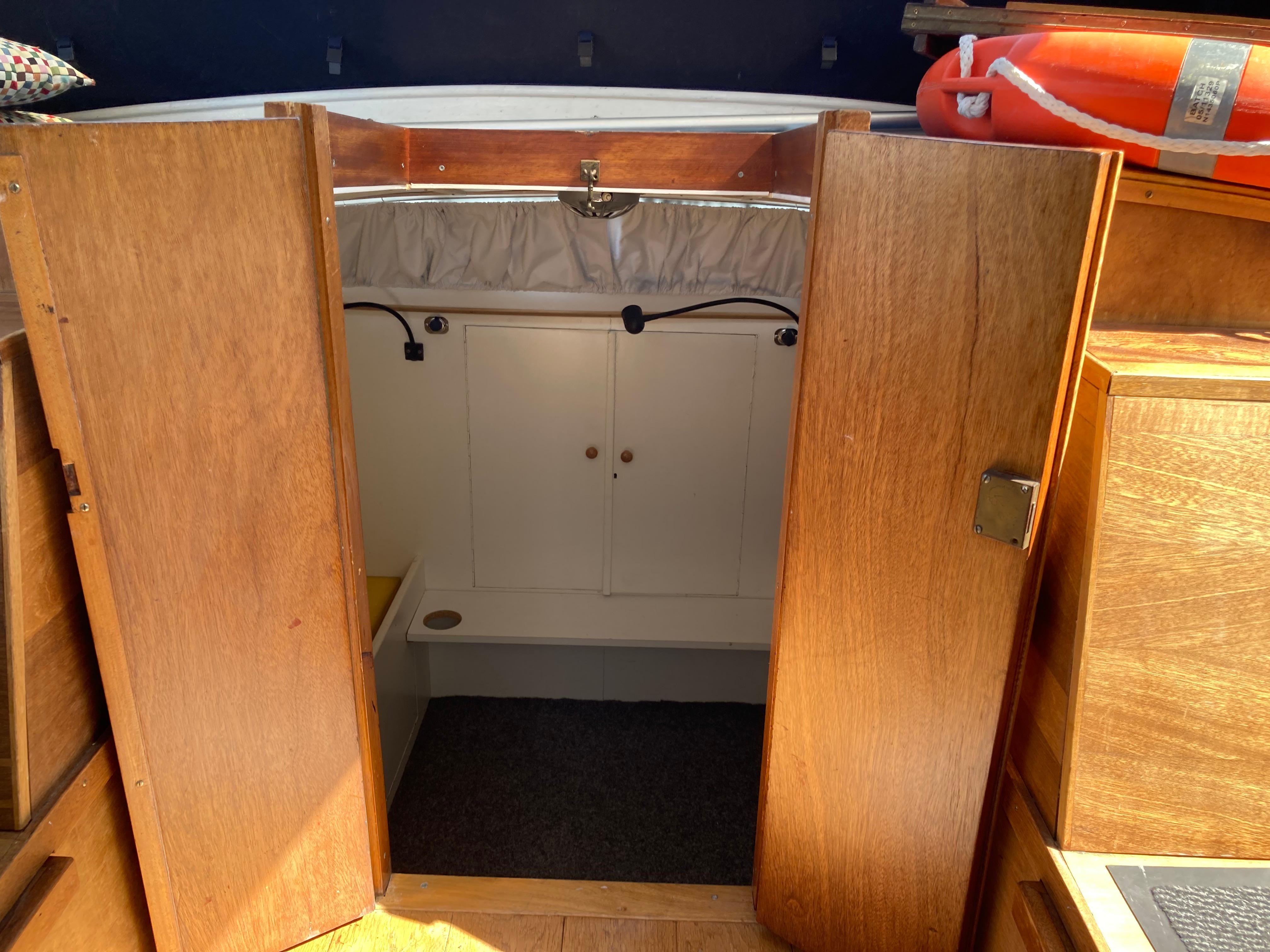 Motor Yacht Super Favorite AK 9.40