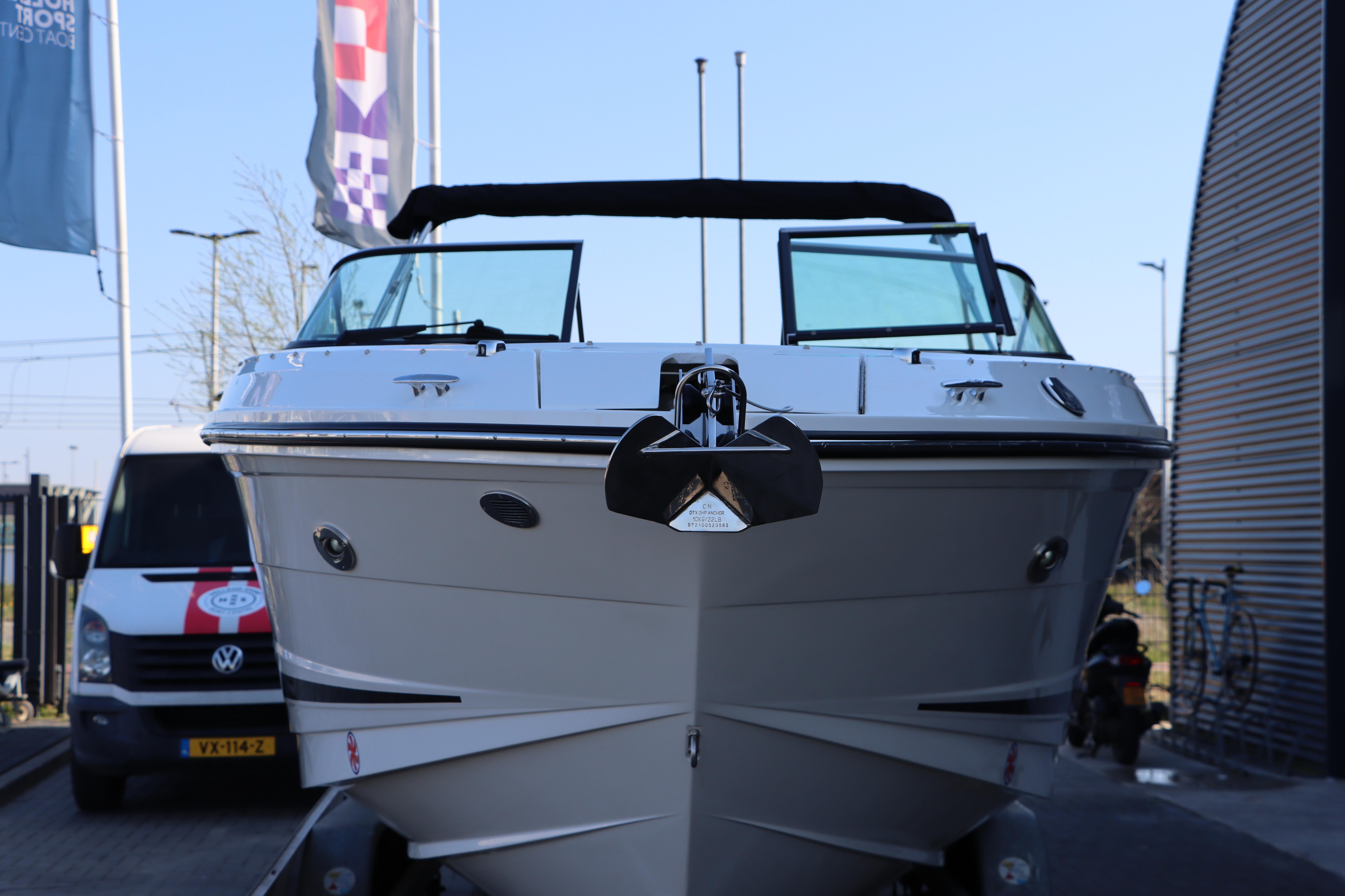 Sea Ray SLX 250