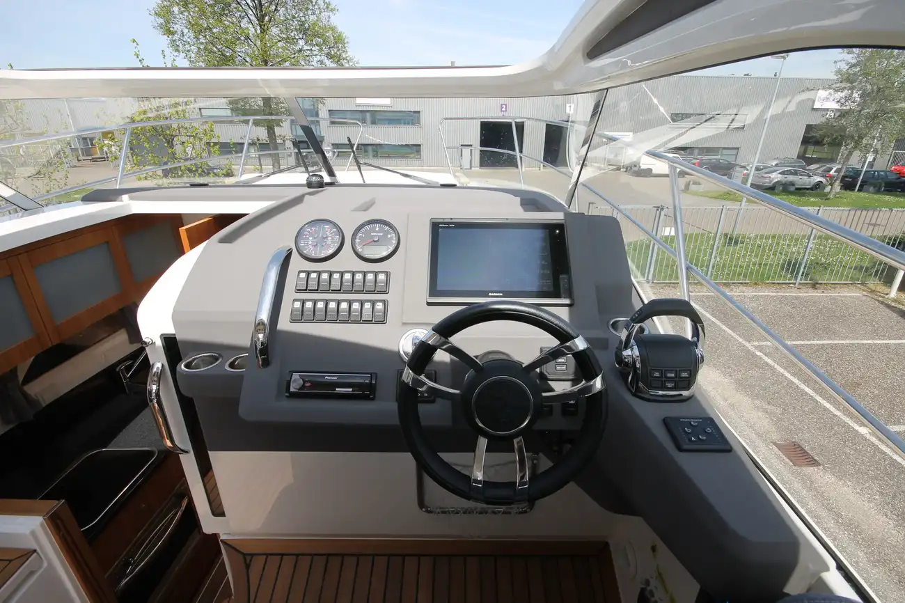 Marex 310 Sun Cruiser