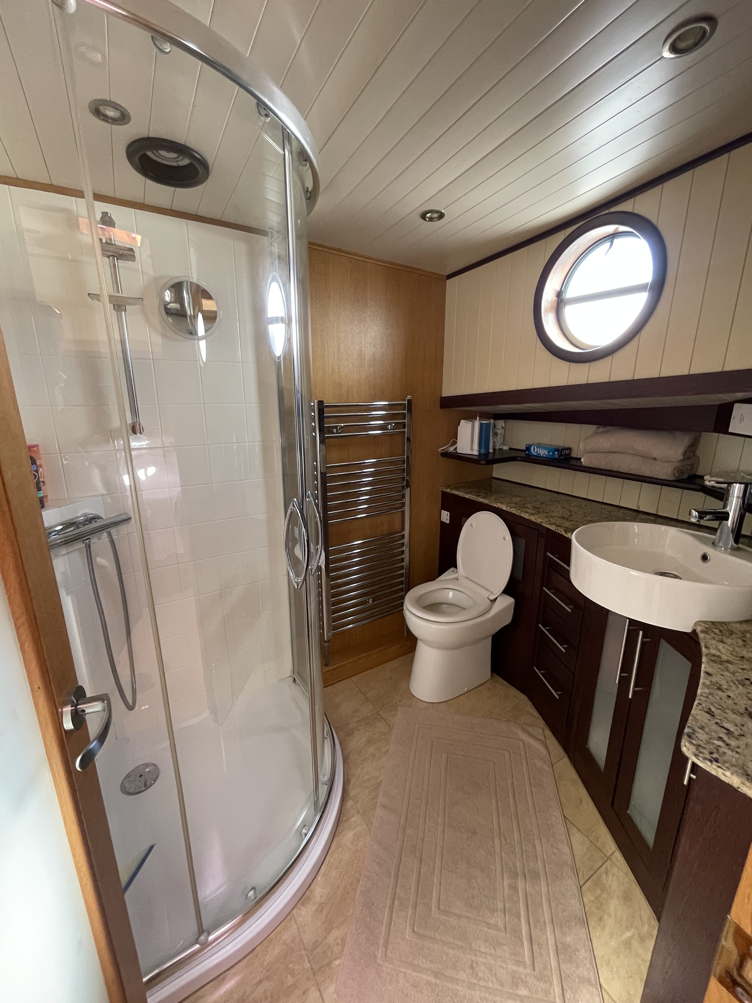 Aqualine Voyager 65 Ft