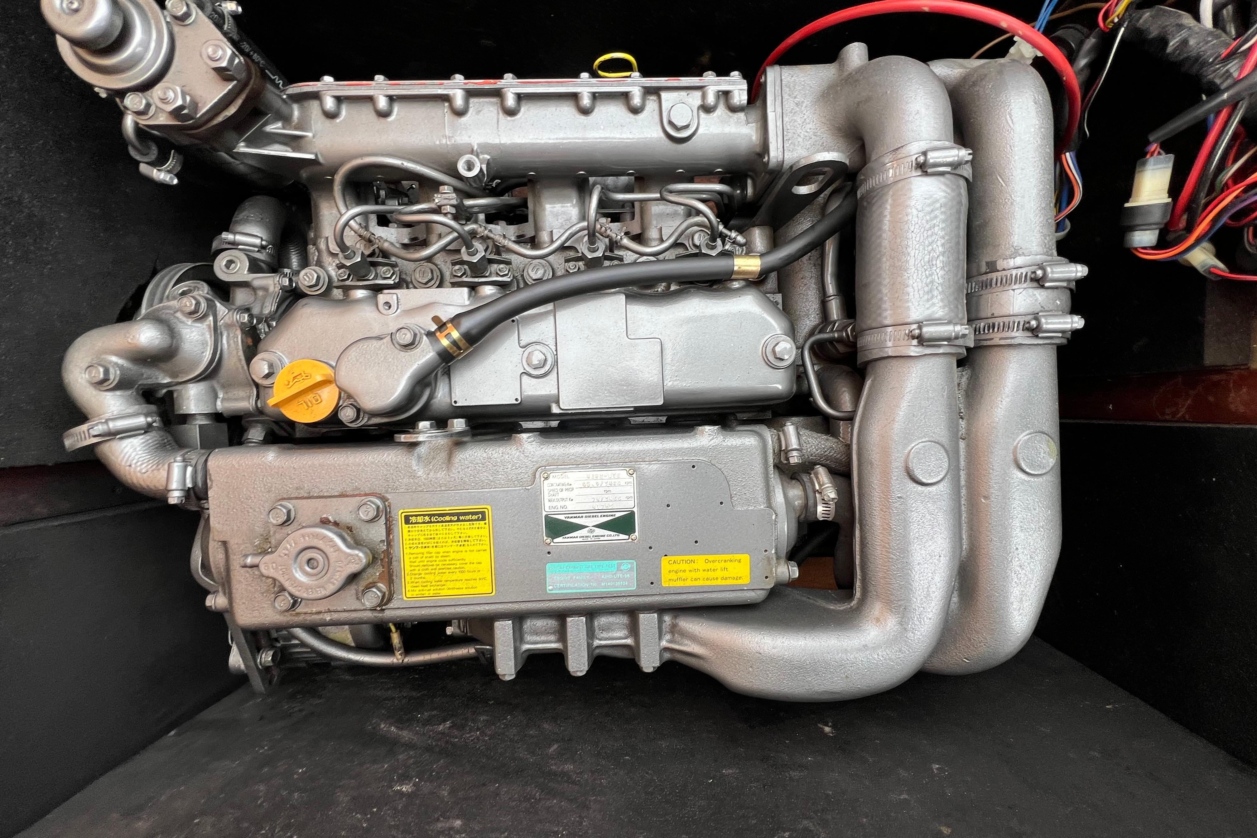 Beaver Yachts 28 Picknick Lounge