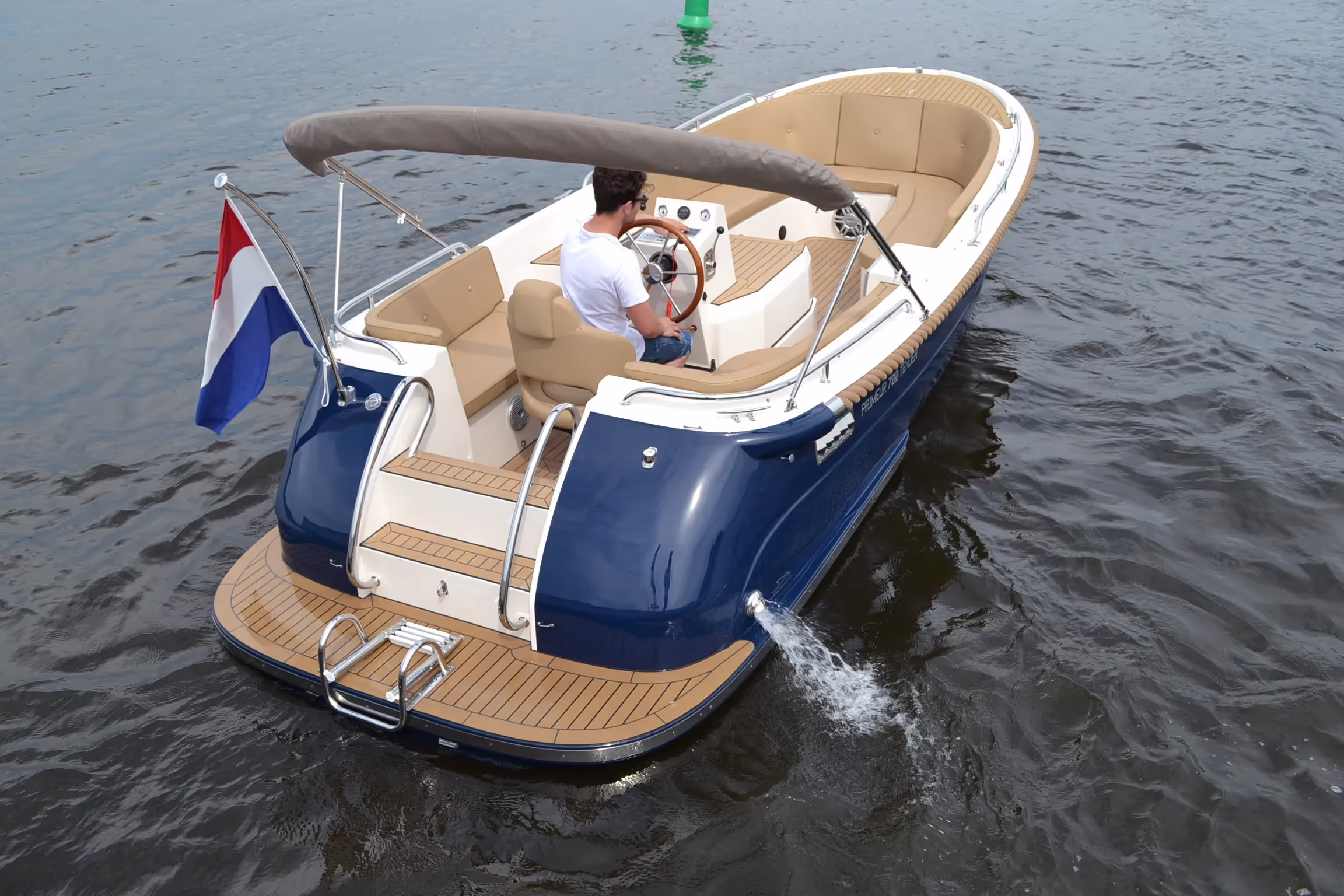 Primeur 700 Tender