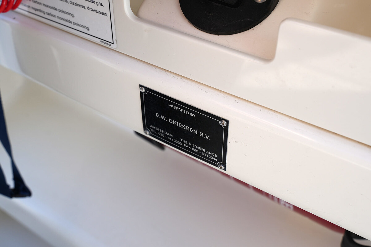 Boston Whaler 230 Dauntless