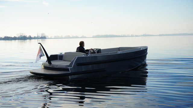 Van Vossen 650 Plugin-E-Tender ZONDAGS GEOPEND