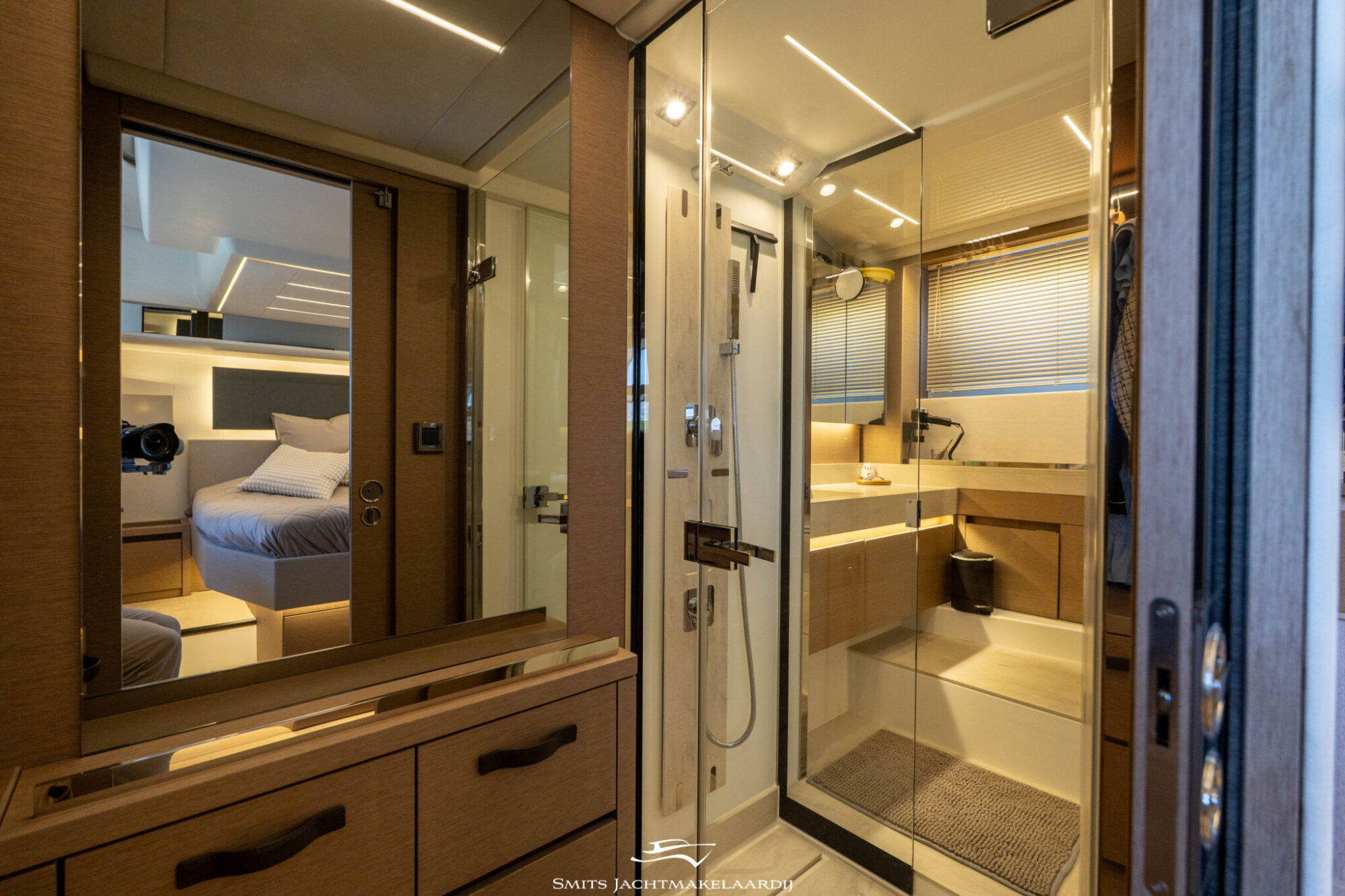 Prestige 590 Flybridge
