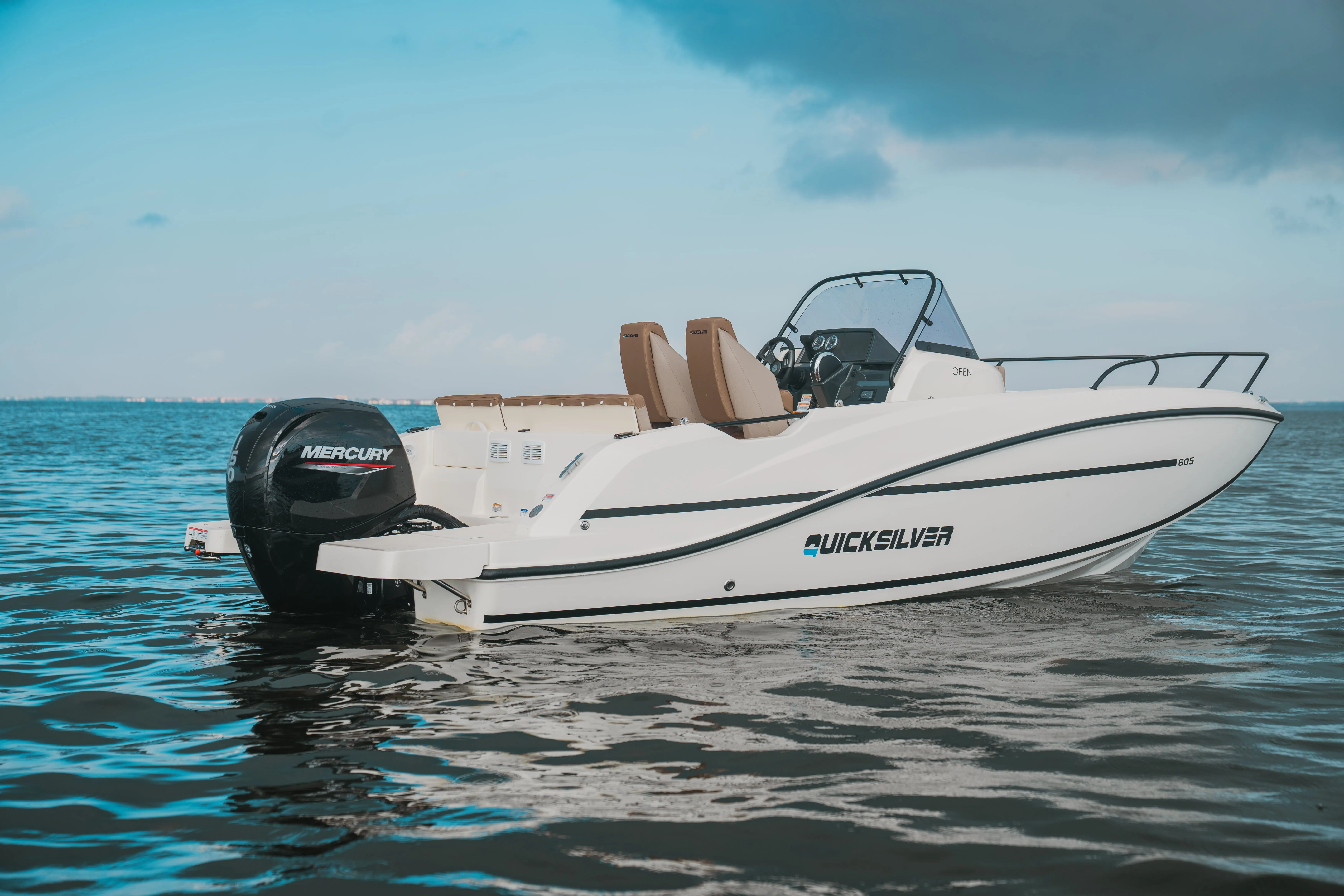 Quicksilver 605 Open