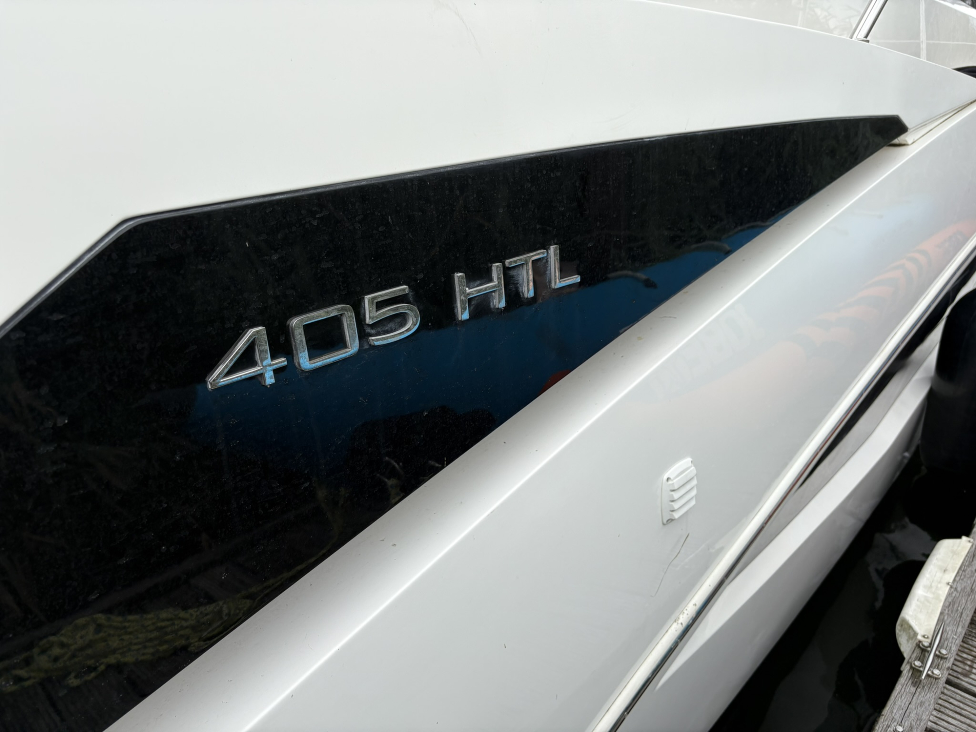 Galeon Yachts Galeon 405 HTL met 2x Volvo Penta D4 260 pk