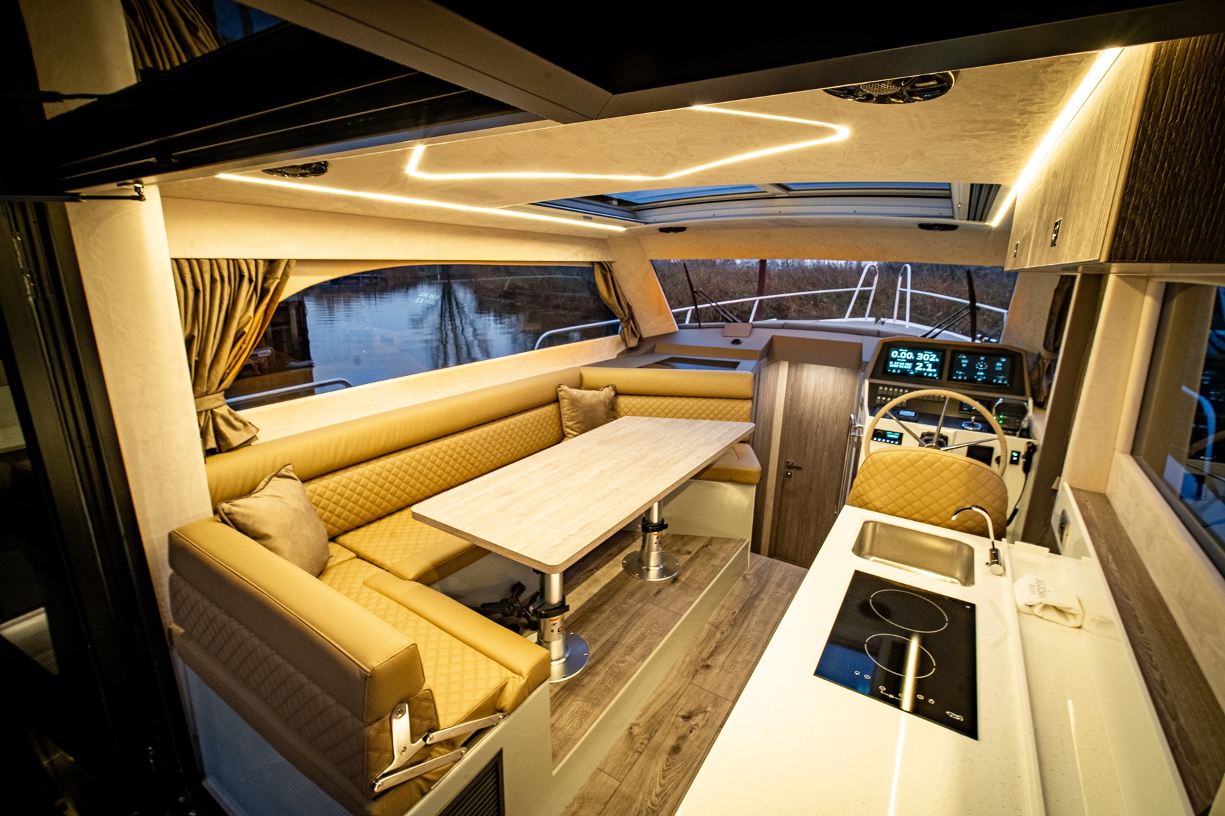 Maxima Boats 37 met Yanmar 320 pk