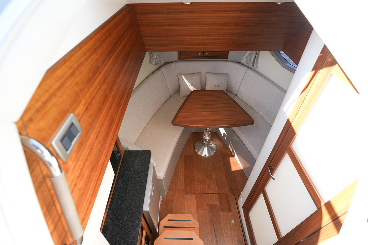 Sea Ray Sundancer 290