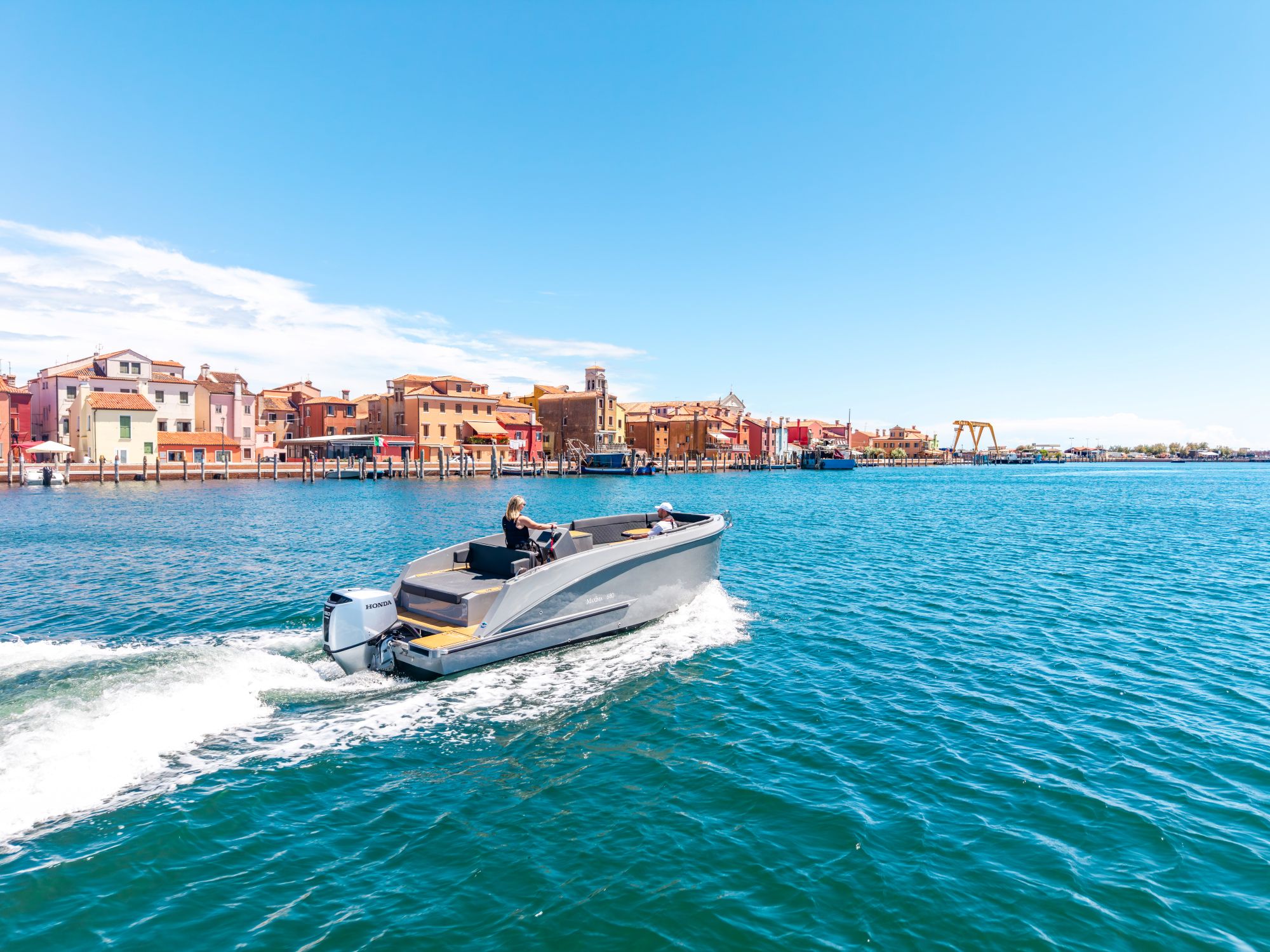 Maxima Boats 680 Sport Lounge met Honda 150 pk op voorraad!