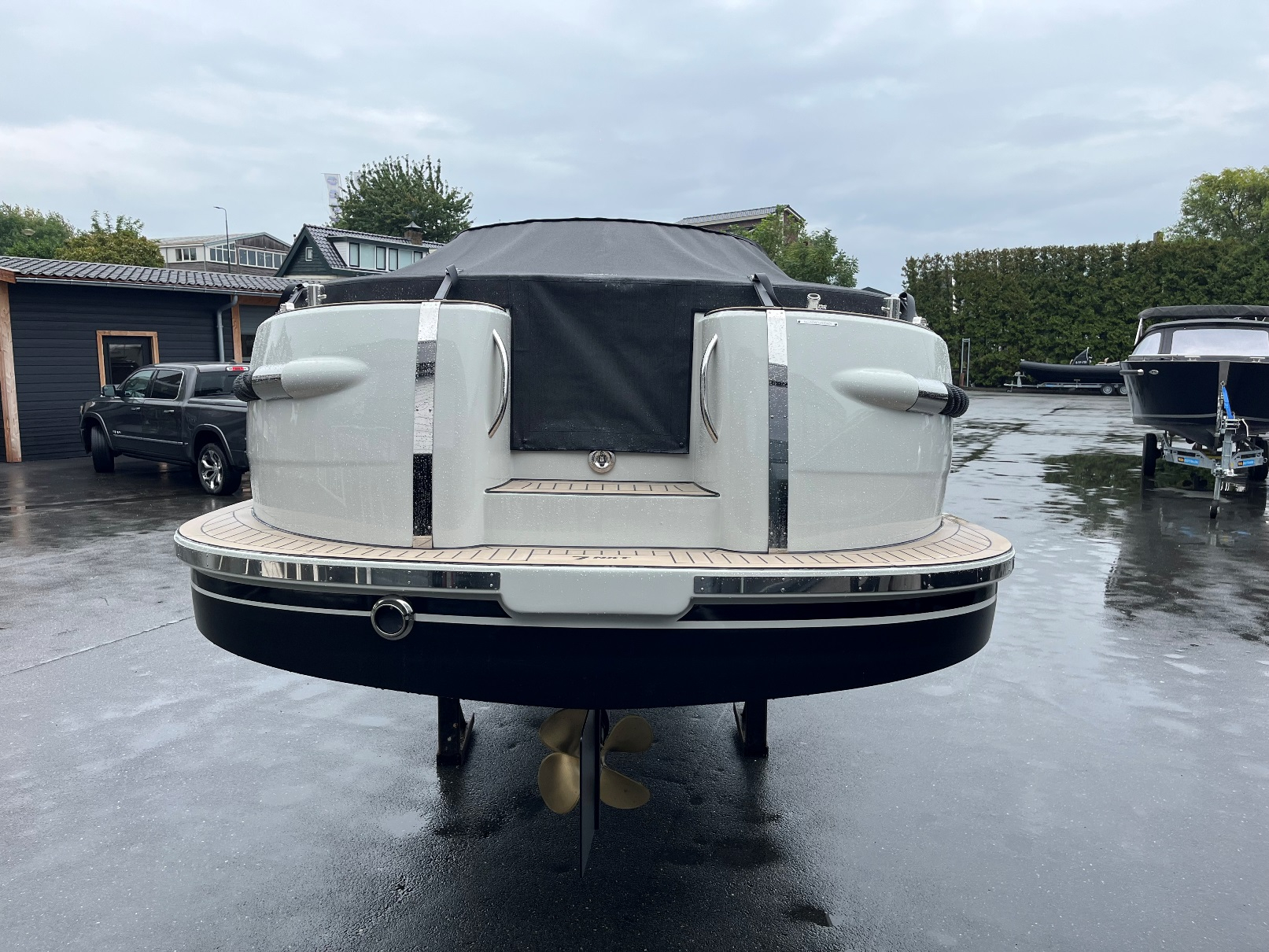 Maril 7NXT met Yanmar 80 pk in agaatgrijs komt binnen