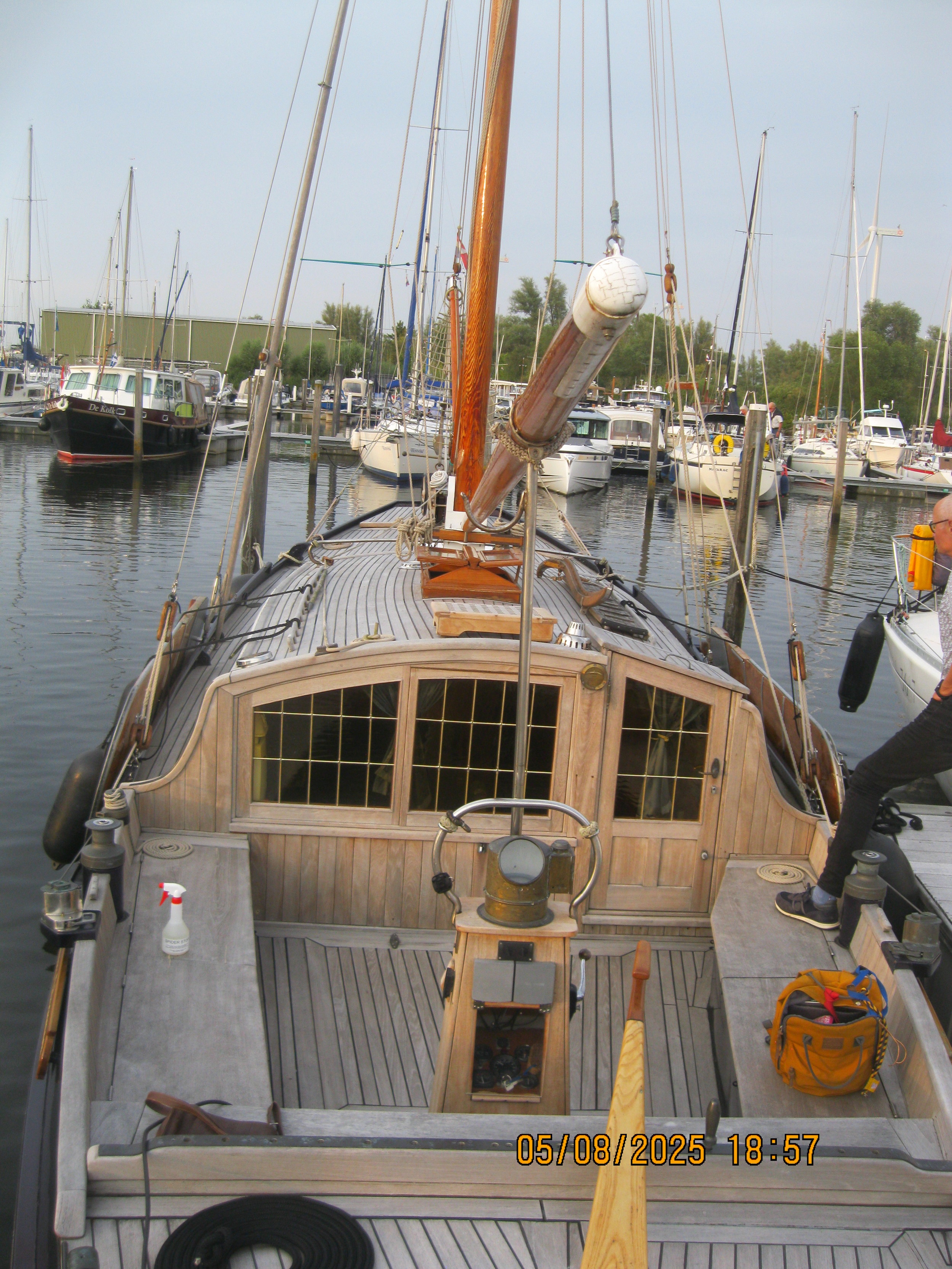 Zeeschouw Bezemer 10.38