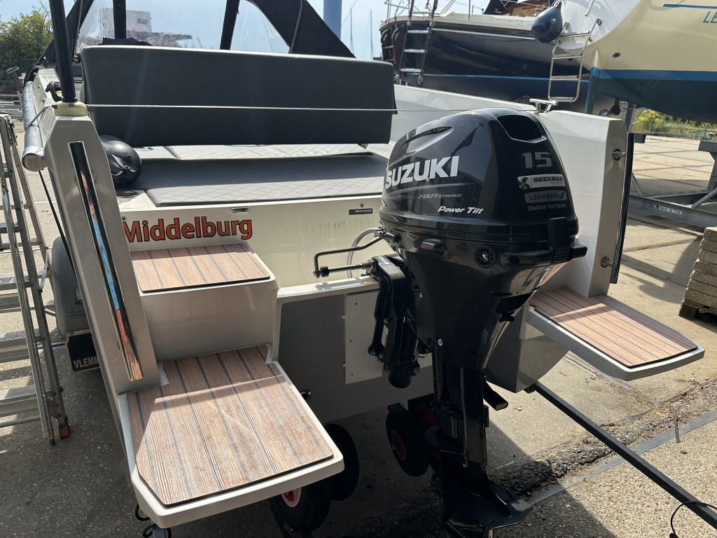Namare Rebel 560