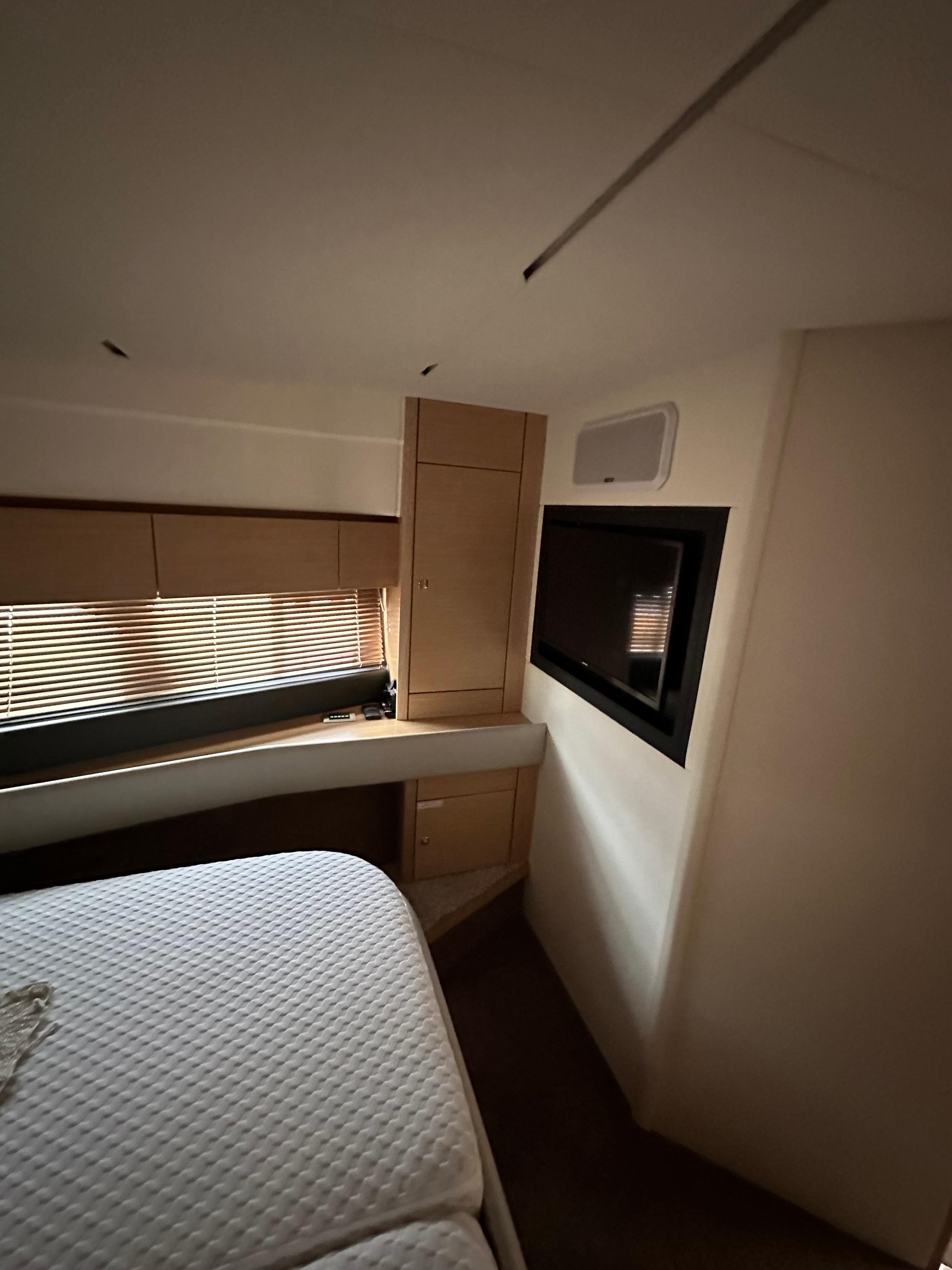 Bavaria R55 Flybridge