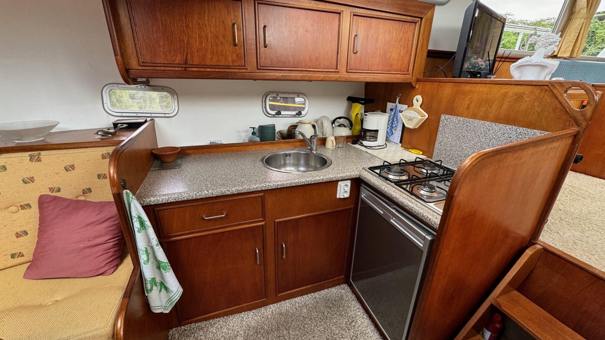 Crown Yachts Crown Kruiser 11.80 AK Bakdek