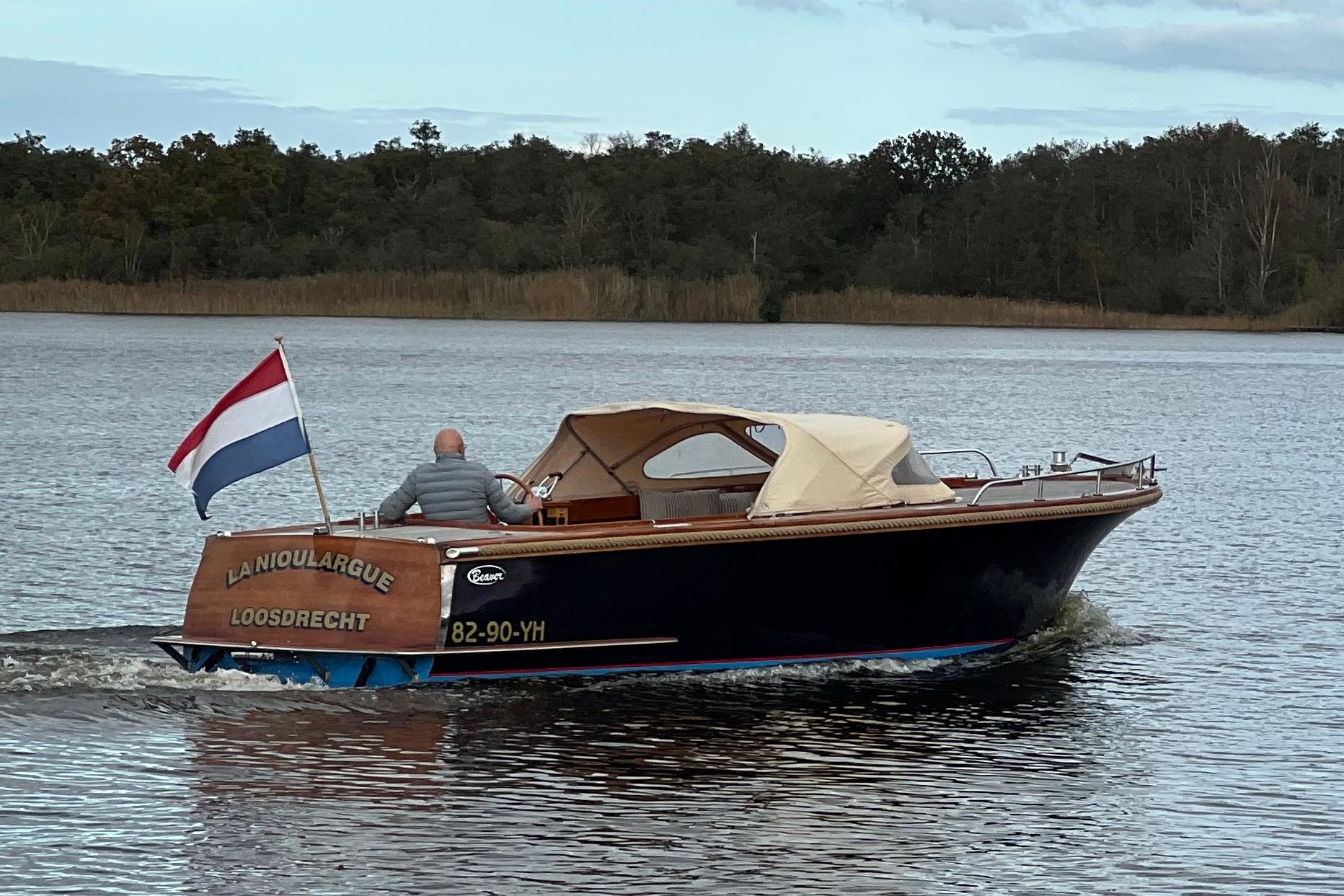 Beaver Yachts 28 Picknick Lounge