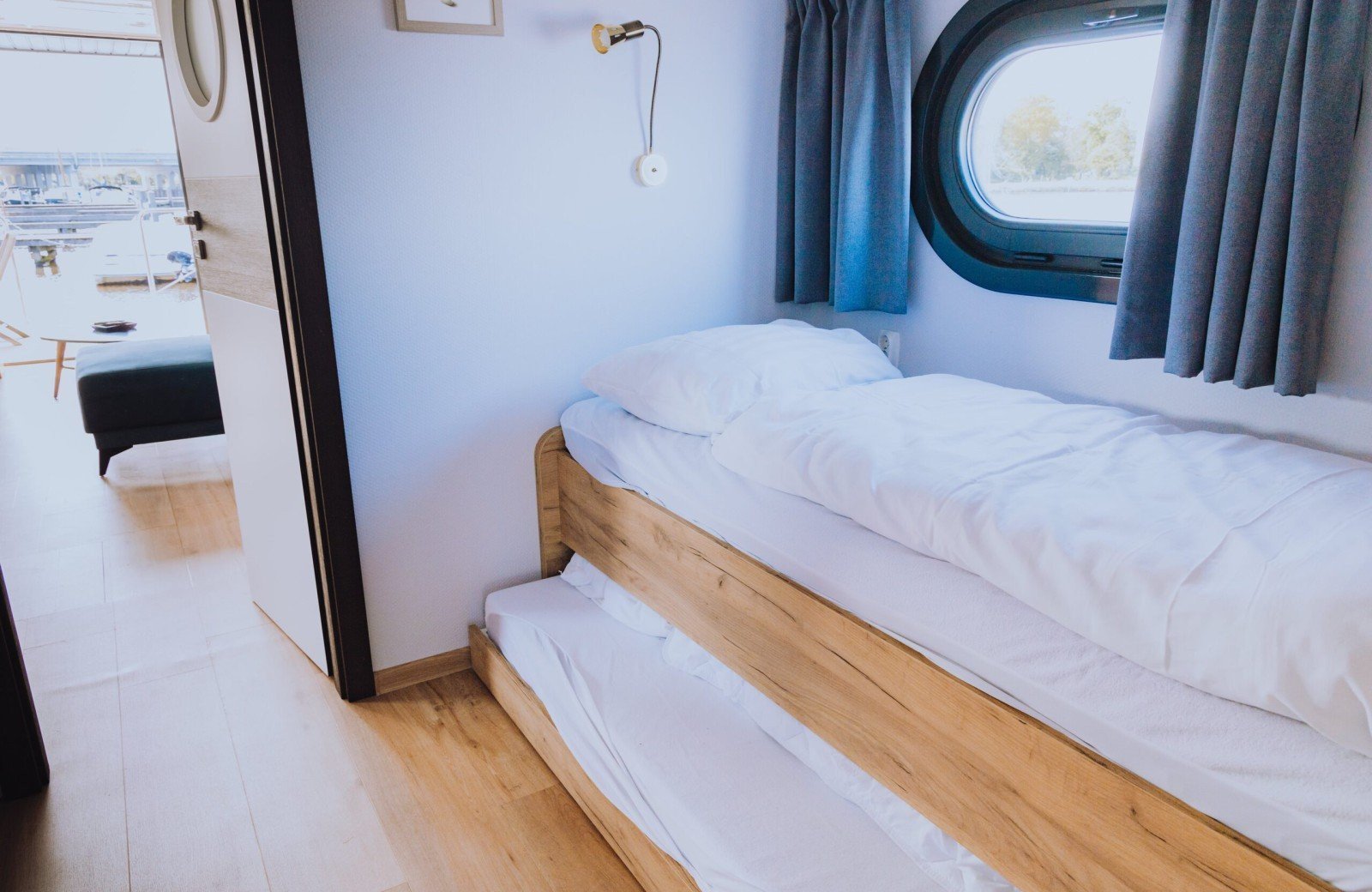 Campi 400 Houseboat 400, Uitgeest Ligplaats