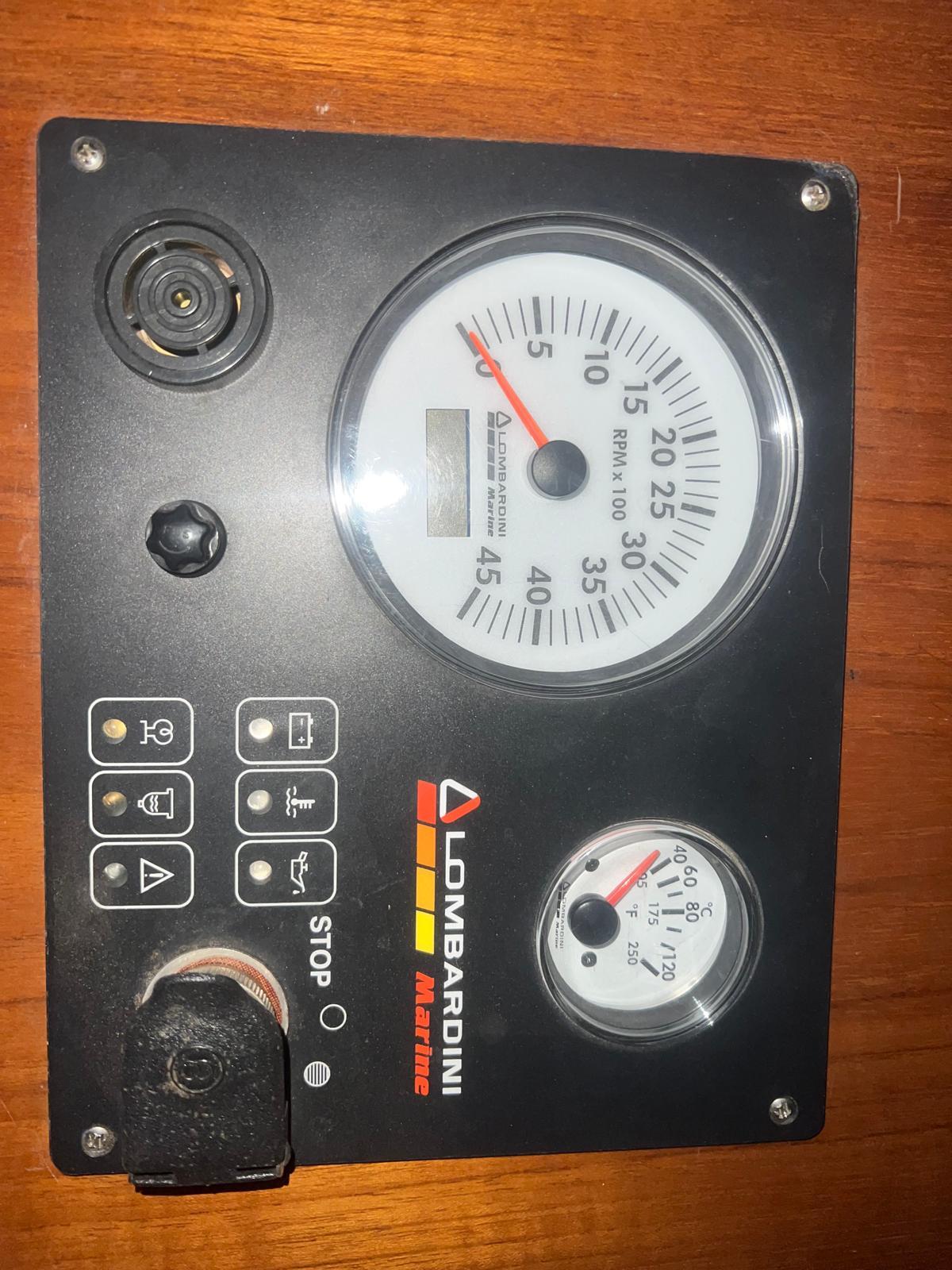 Overnaadse Sloep 750