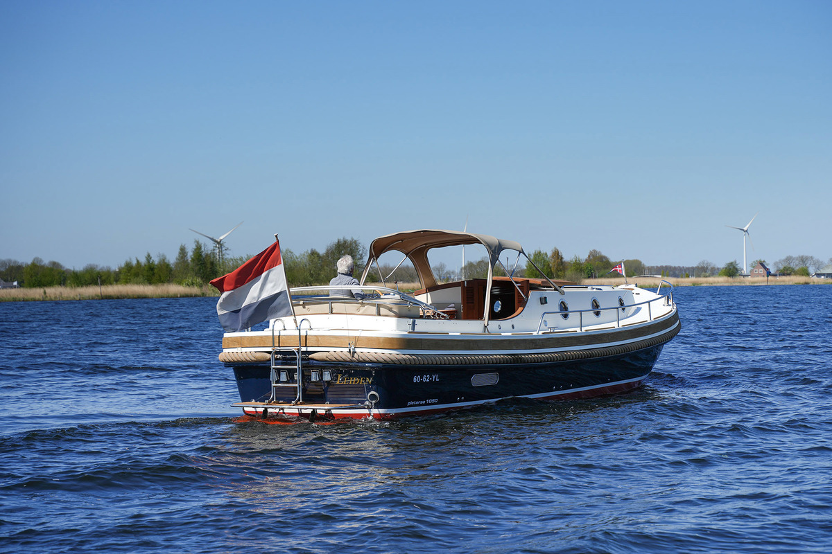 Pieterse 1050 Motorvlet