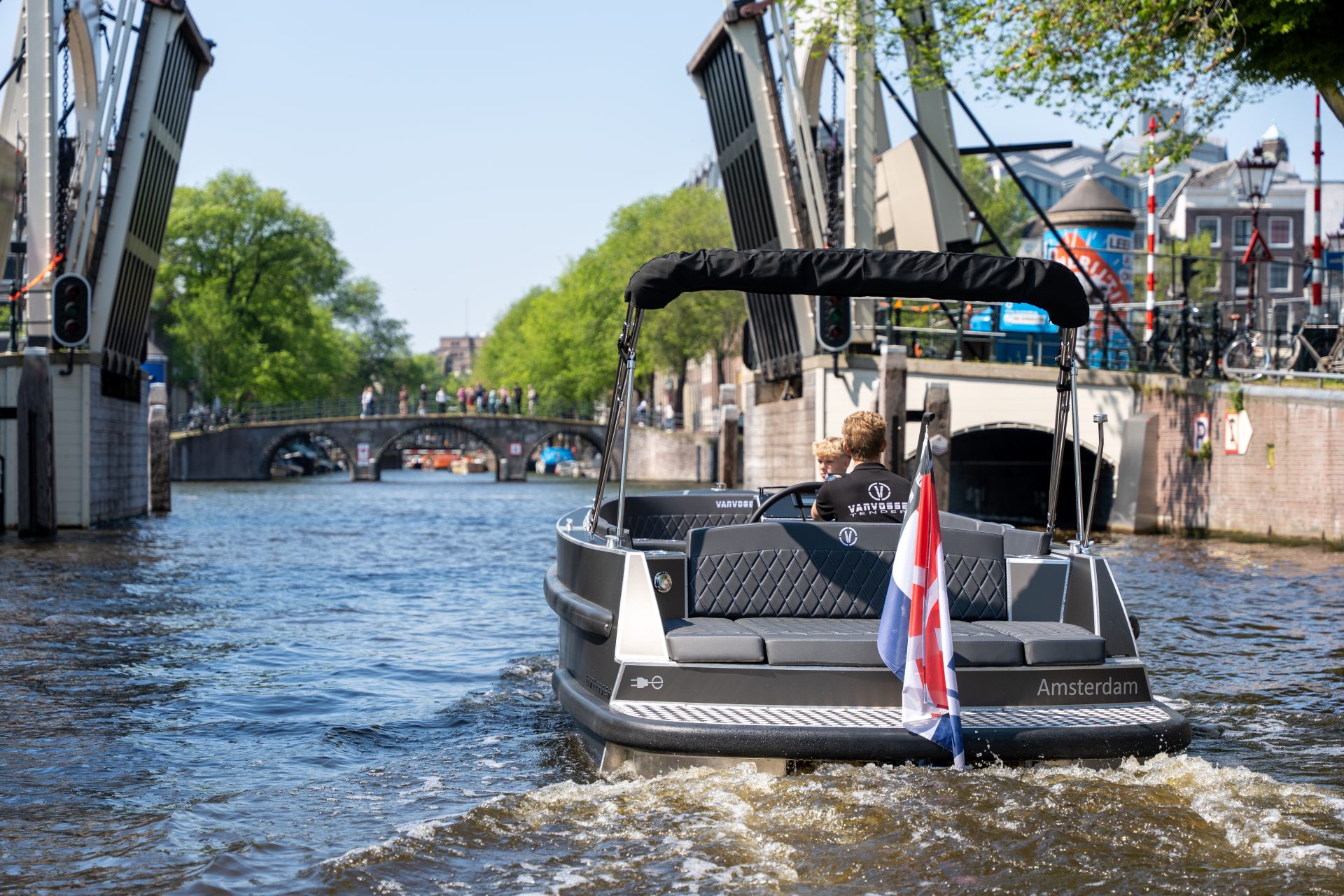 Van Vossen VanVossen E-Tender 650