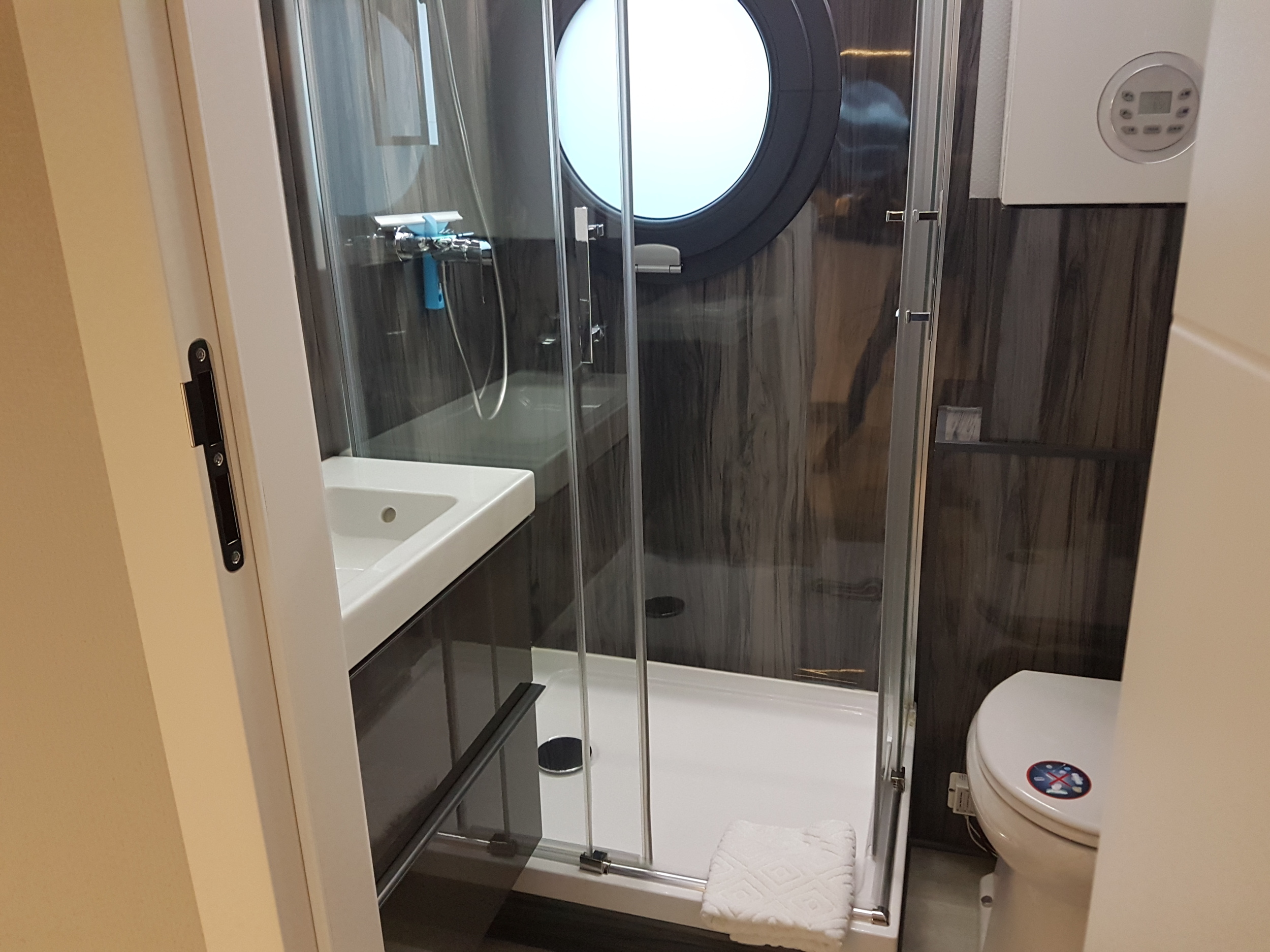 La Mare Houseboat Apartboat L - NEW