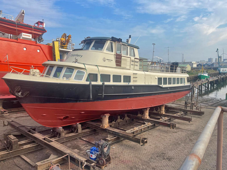 Dagpassagiersschip 152 pers