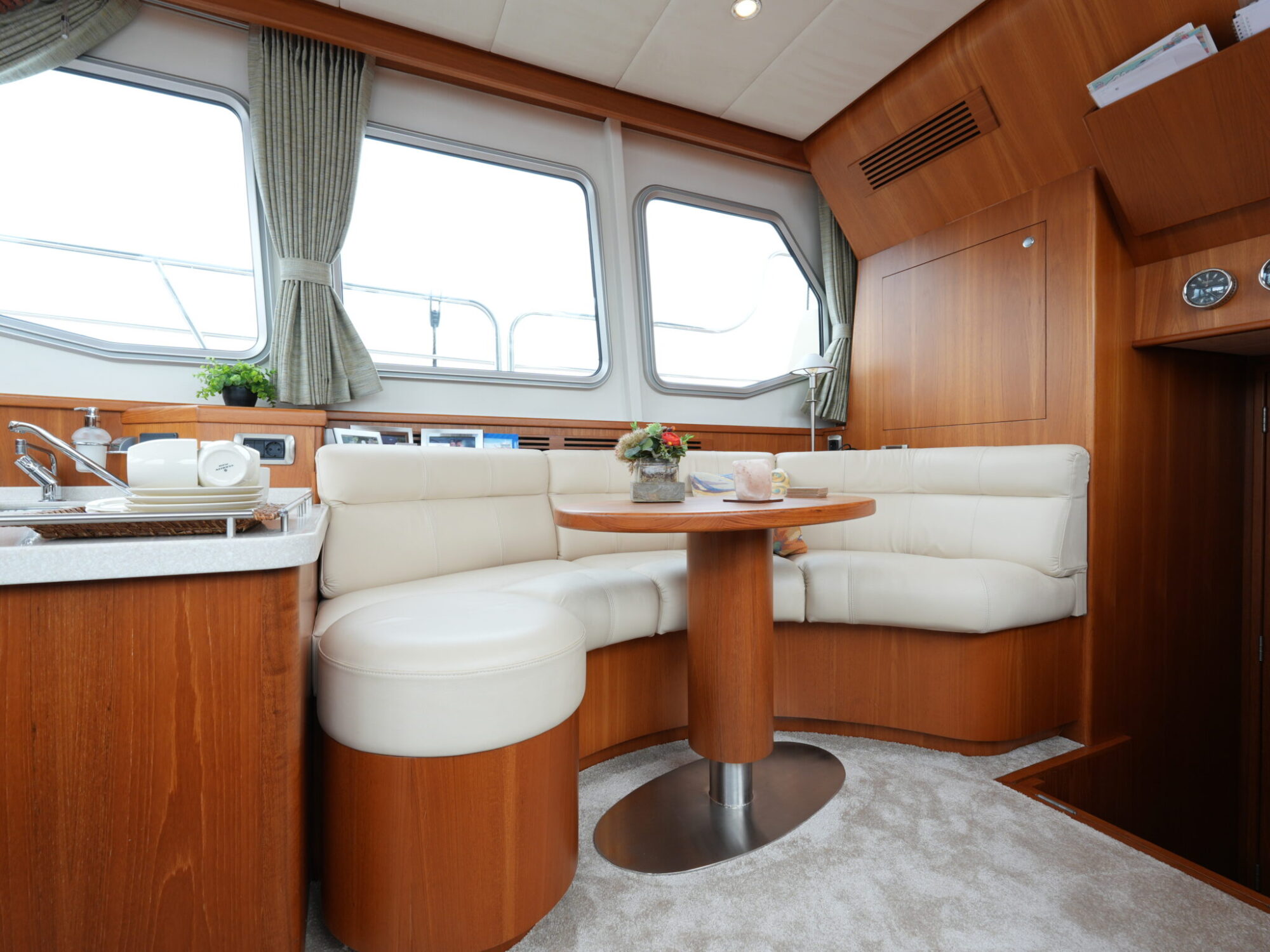 Van Vossen Parade 12.70 AK Exclusive