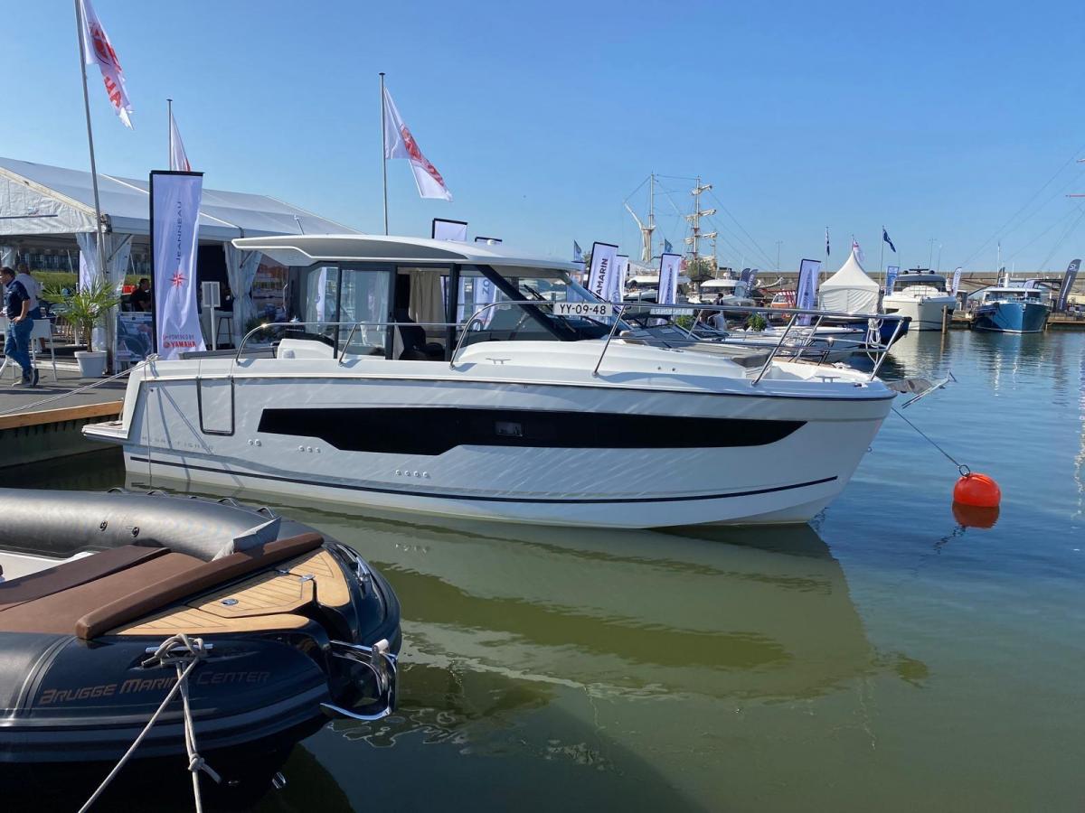 Jeanneau Merry Fisher 895 serie 2. Dit schip is aanwezig op de Yamaha stand van hiswa te water 2026.