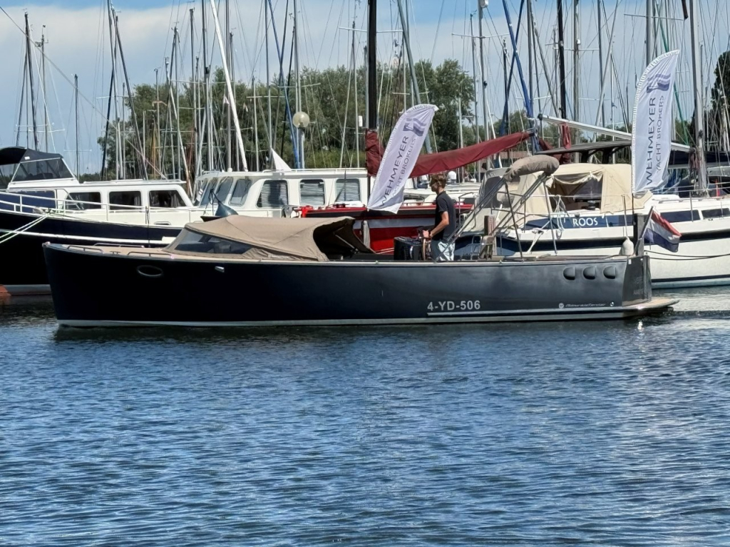 AdmiralsTender C28