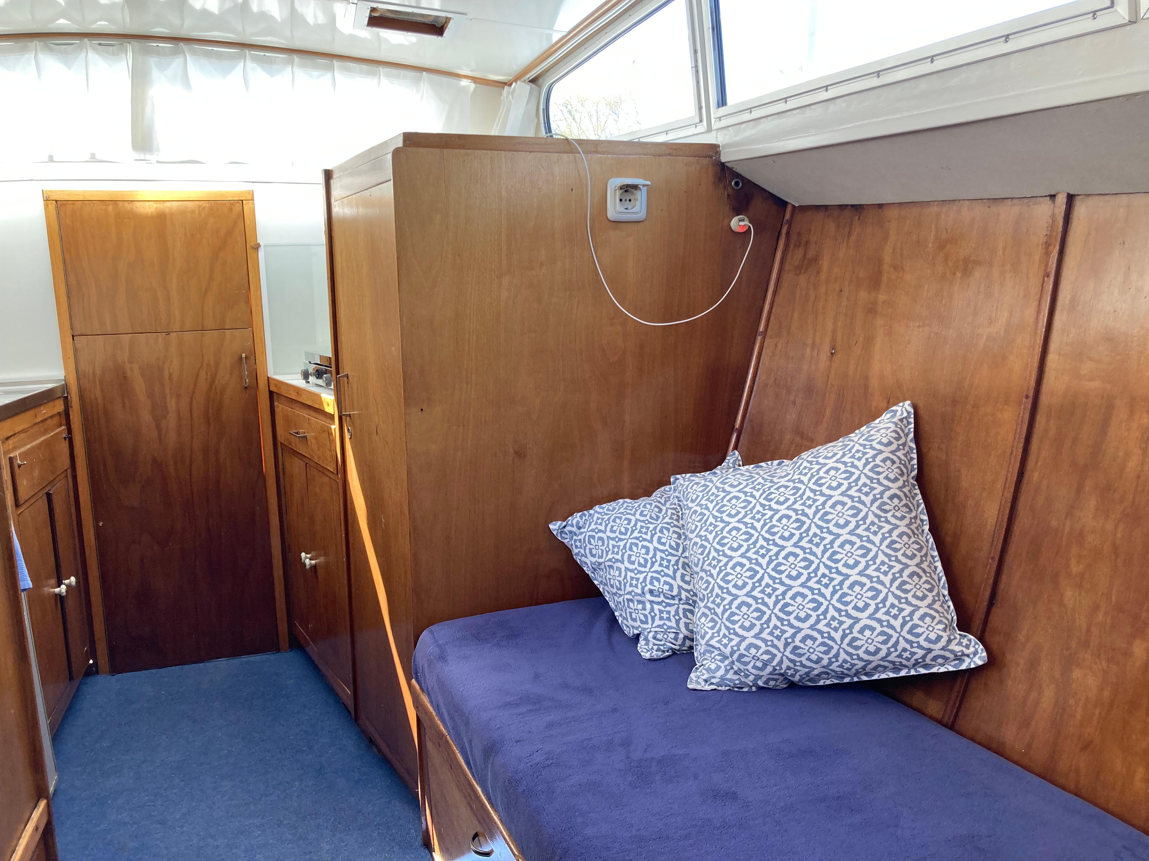 Motor Yacht Super Favorite AK 9.40